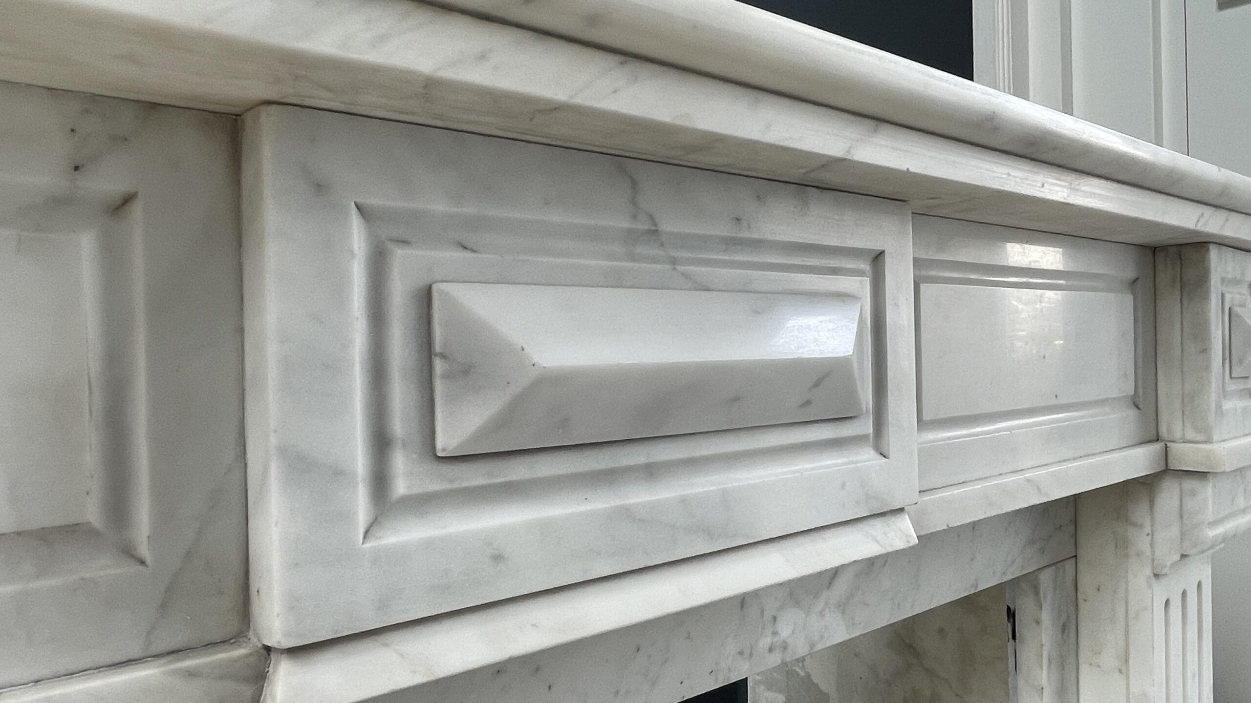 French Louis XV Antique Circulation Fireplace Carrara Marble - Image 5