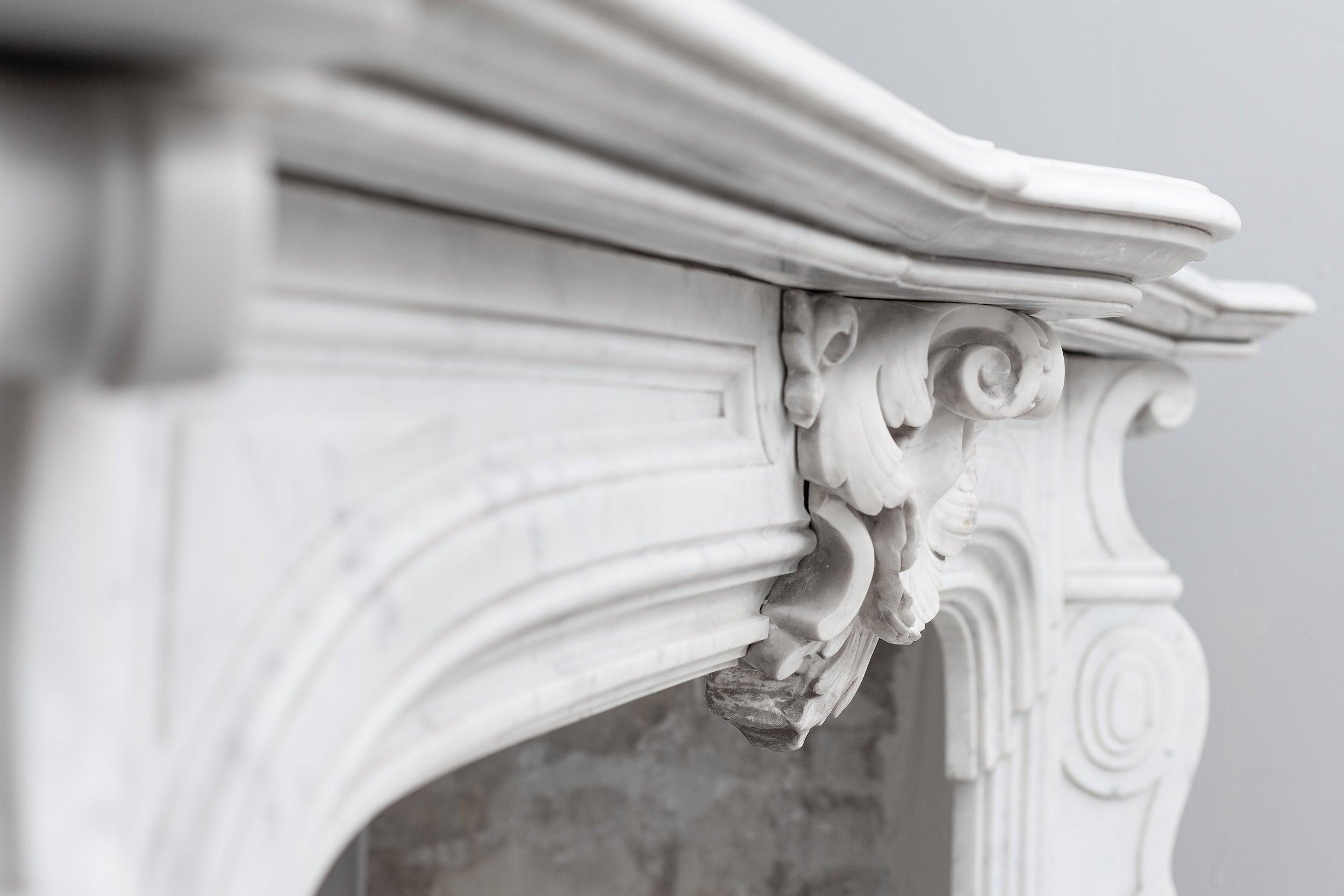 White marble, surround fireplace, white carrara marble.