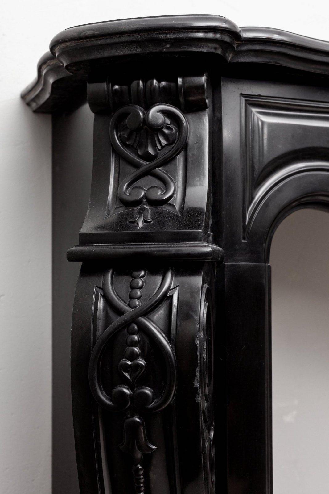 Black marble, front fireplace, noir de maizy.