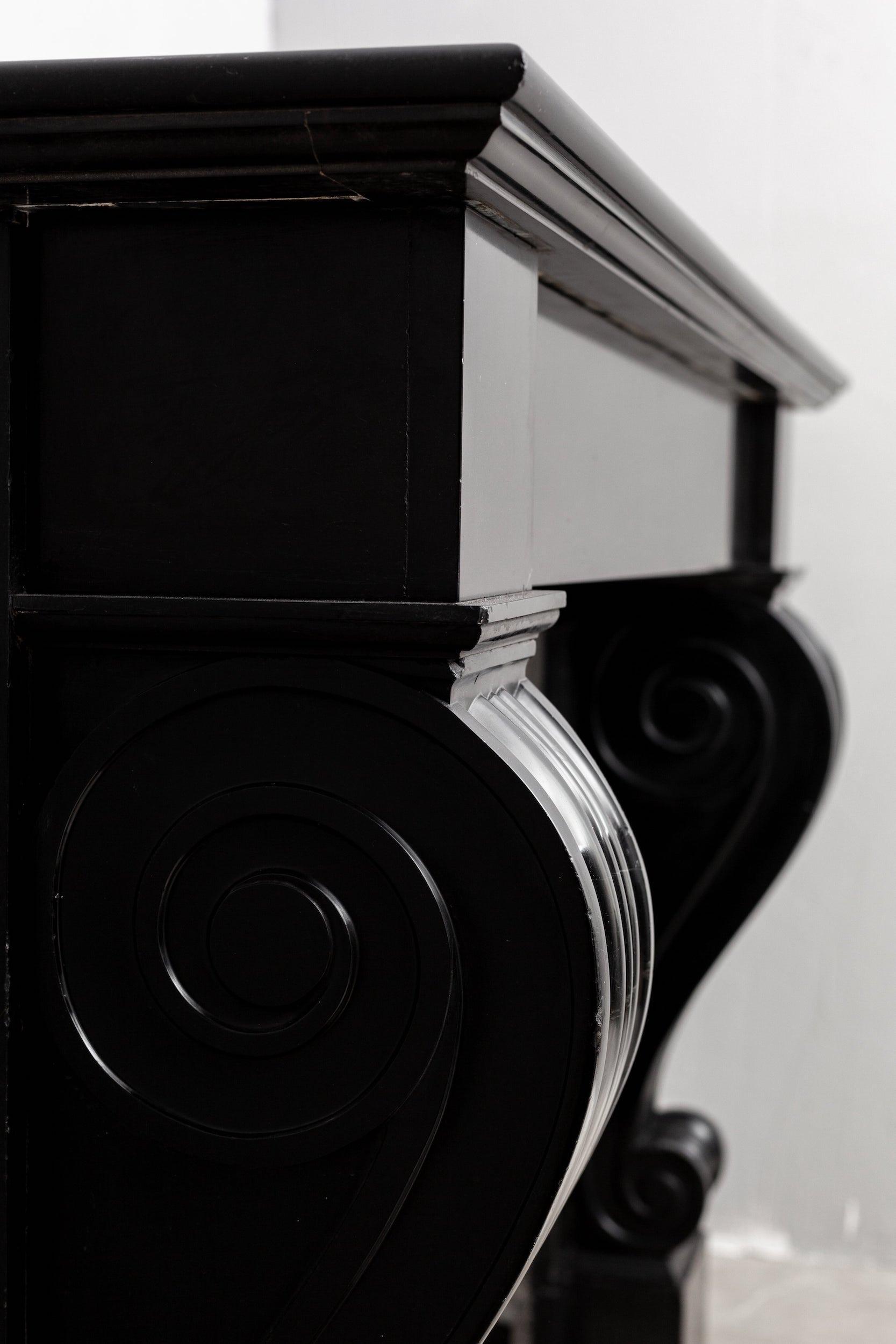 Black marble, surround fireplace, noir de maizy.