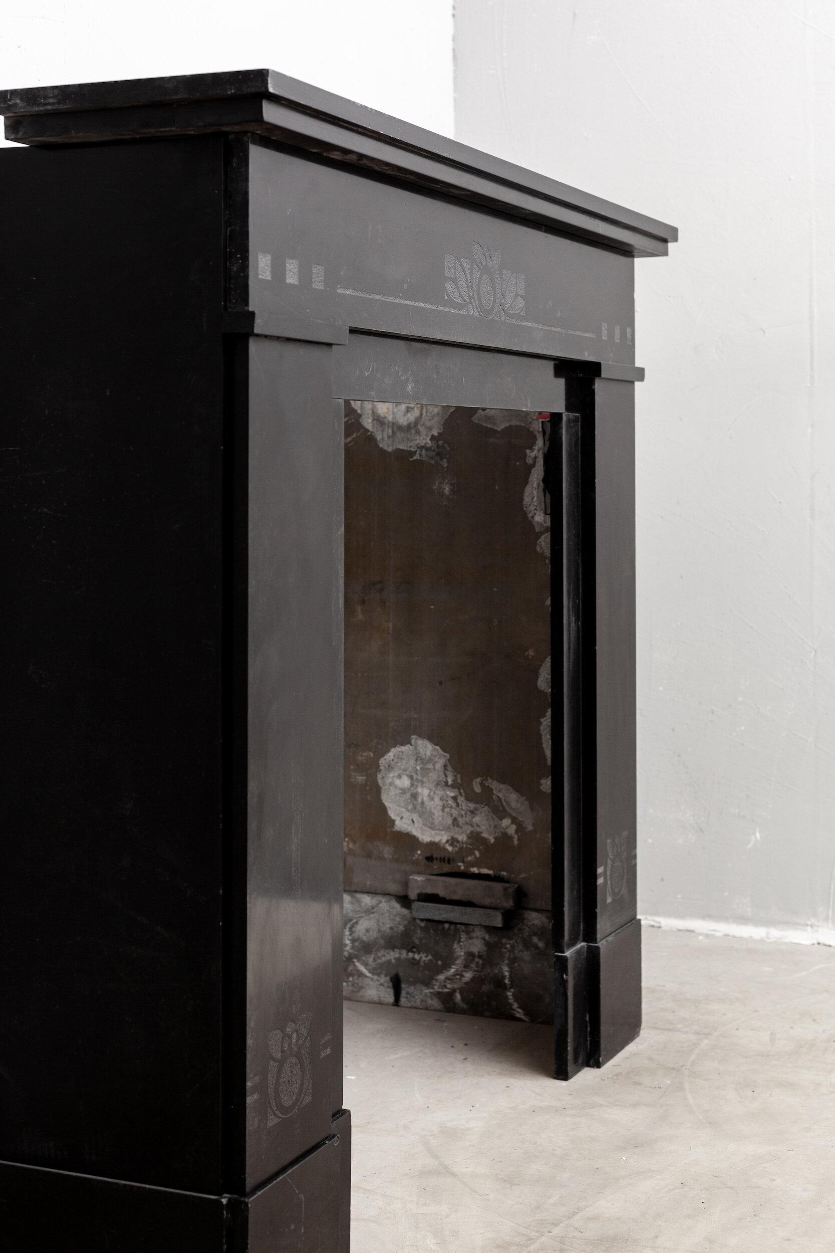 SET OF 2 IDENTICAL ART NOUVEAU ETCHED FIREPLACES - Image 2