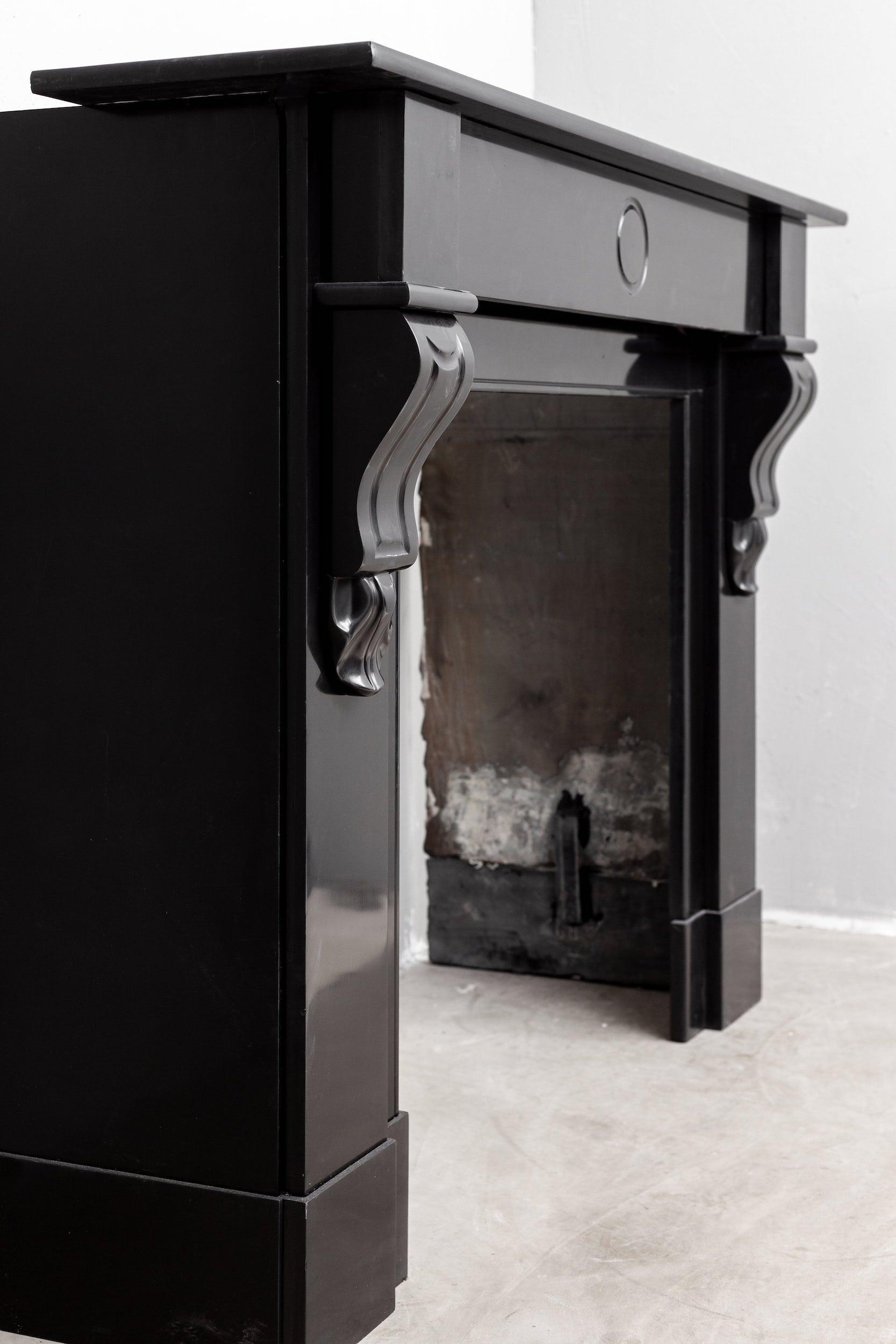 BLACK MARBLE ANTIQUE FIREPLACE - Image 3