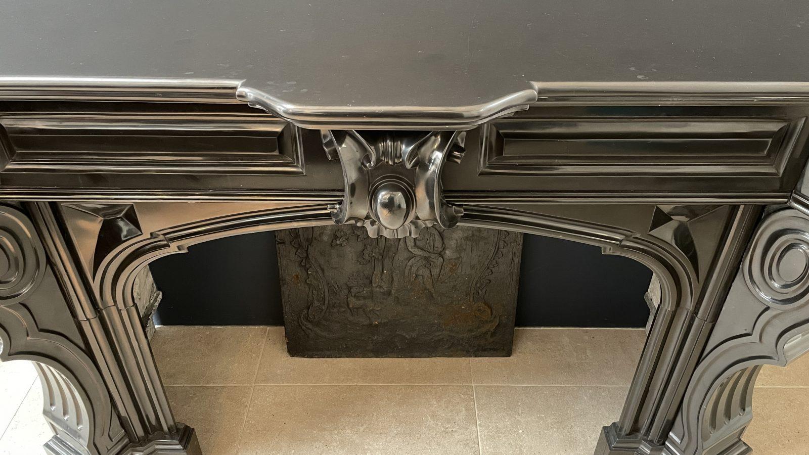 Beautiful Louis XVI Noir de Mazy Antique Circulation Fireplace - Image 25