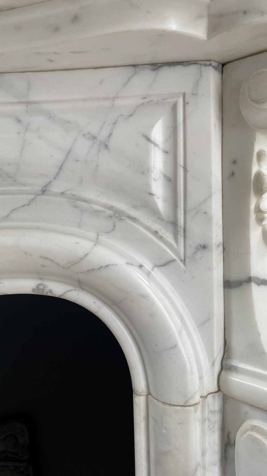 Luxury French Antique Arabescato Marble Circular Fireplace - Image 7