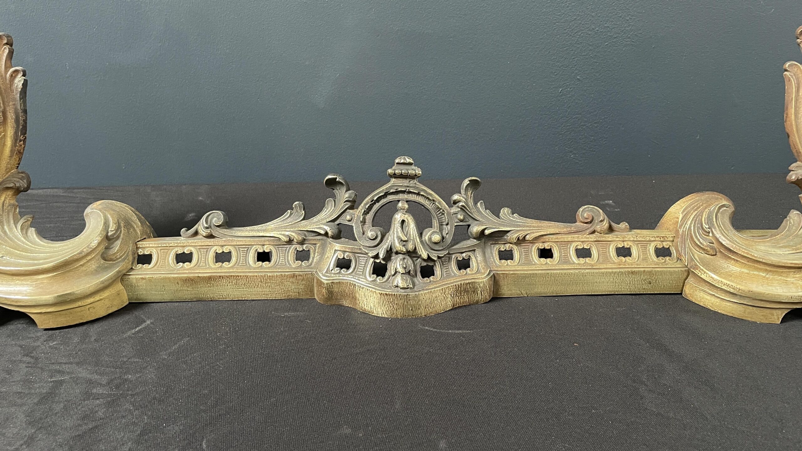 Beautiful Antique French Fender adjustable - Image 4
