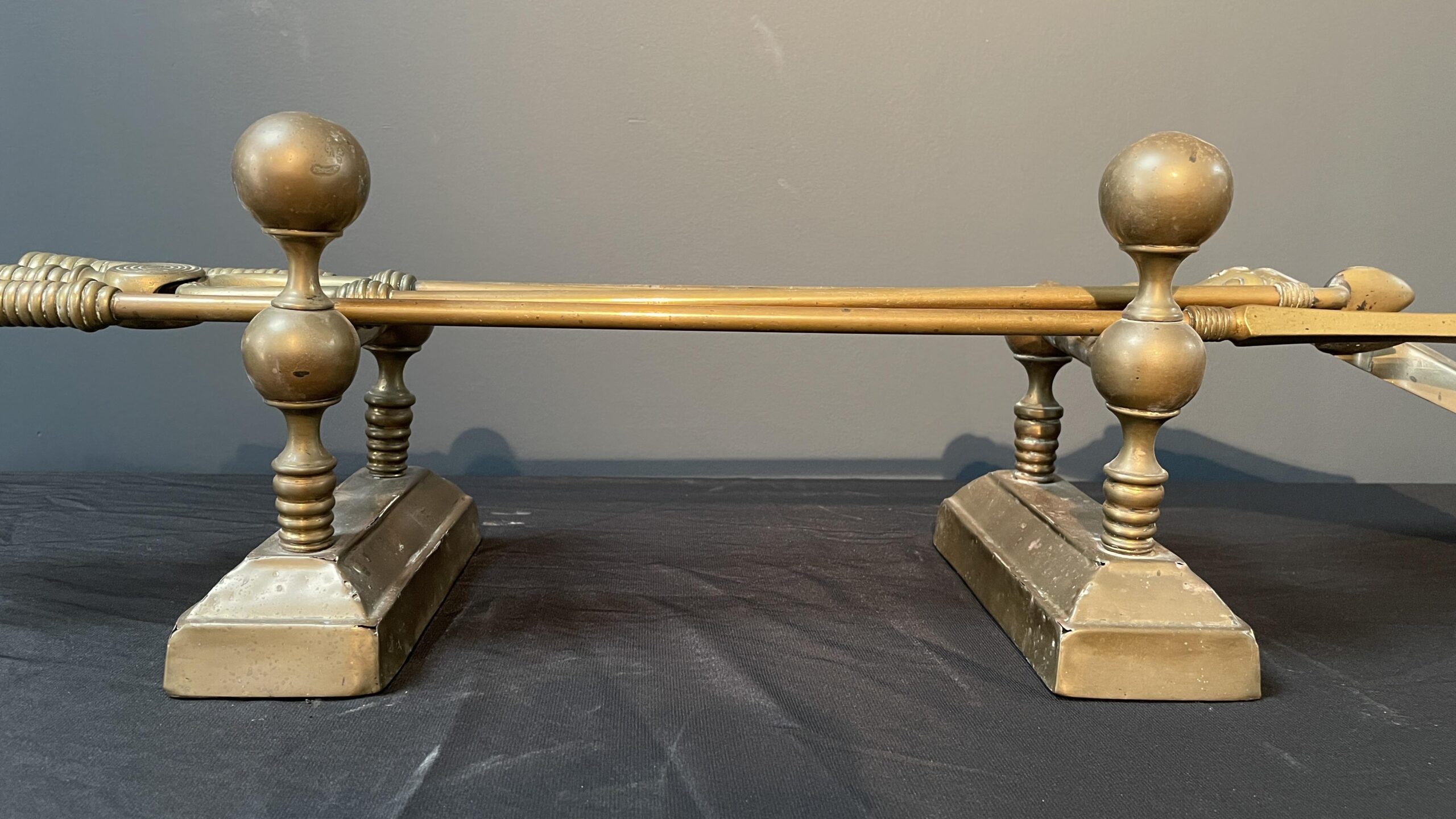 Set Antieke Franse Stookbokken Met Openhaard Set - Afbeelding 2