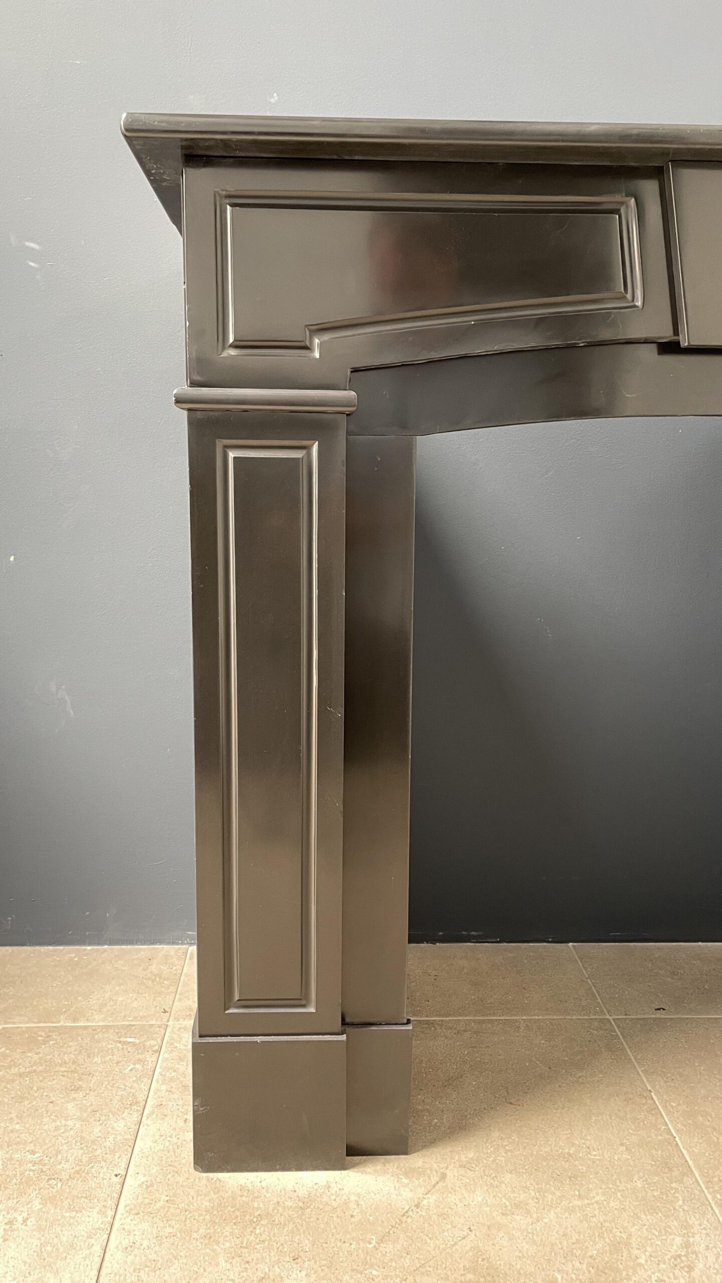 Noir De Mazy Antique Circulation Chimney - Image 4