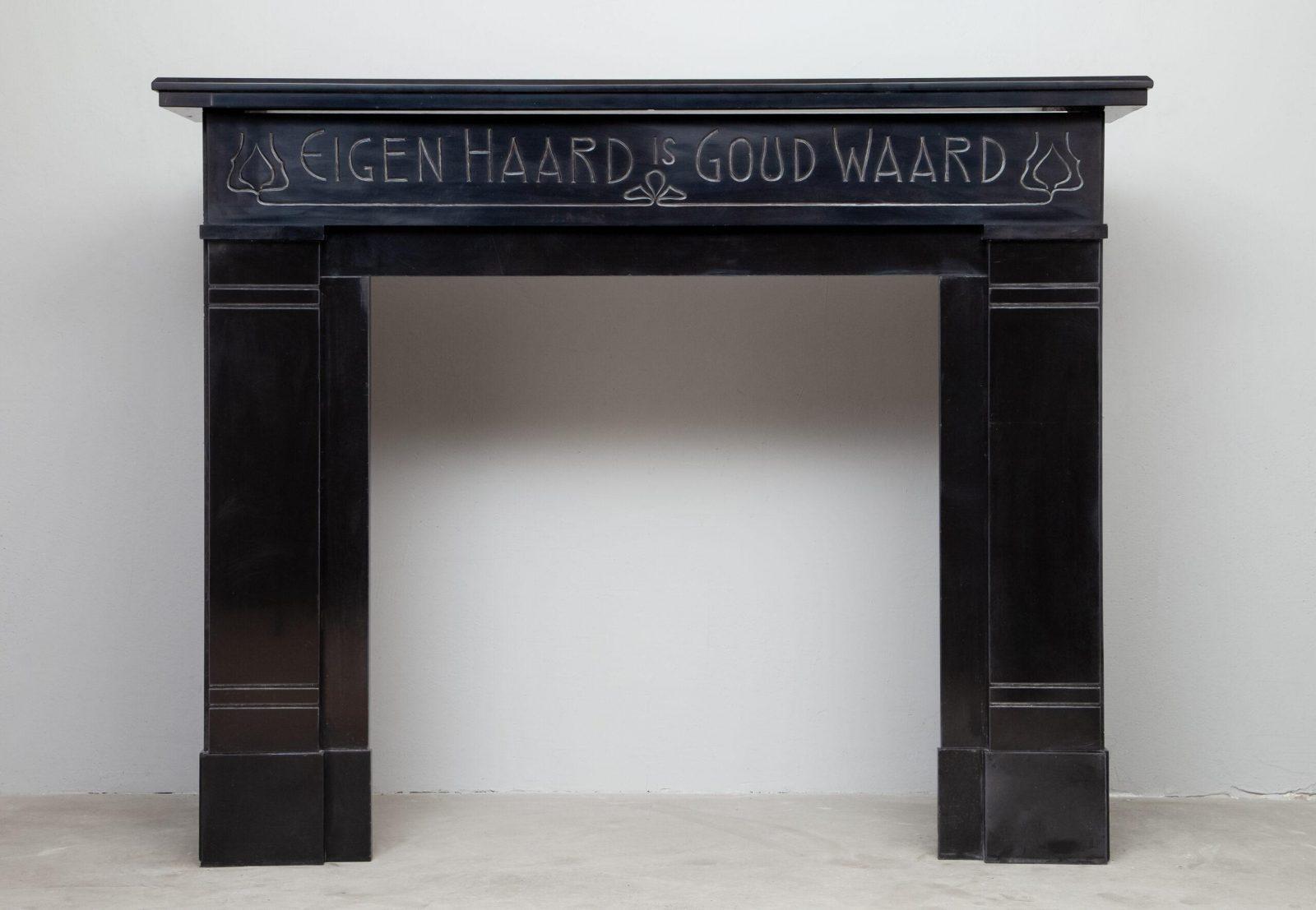 Antieke schouw eigen haard