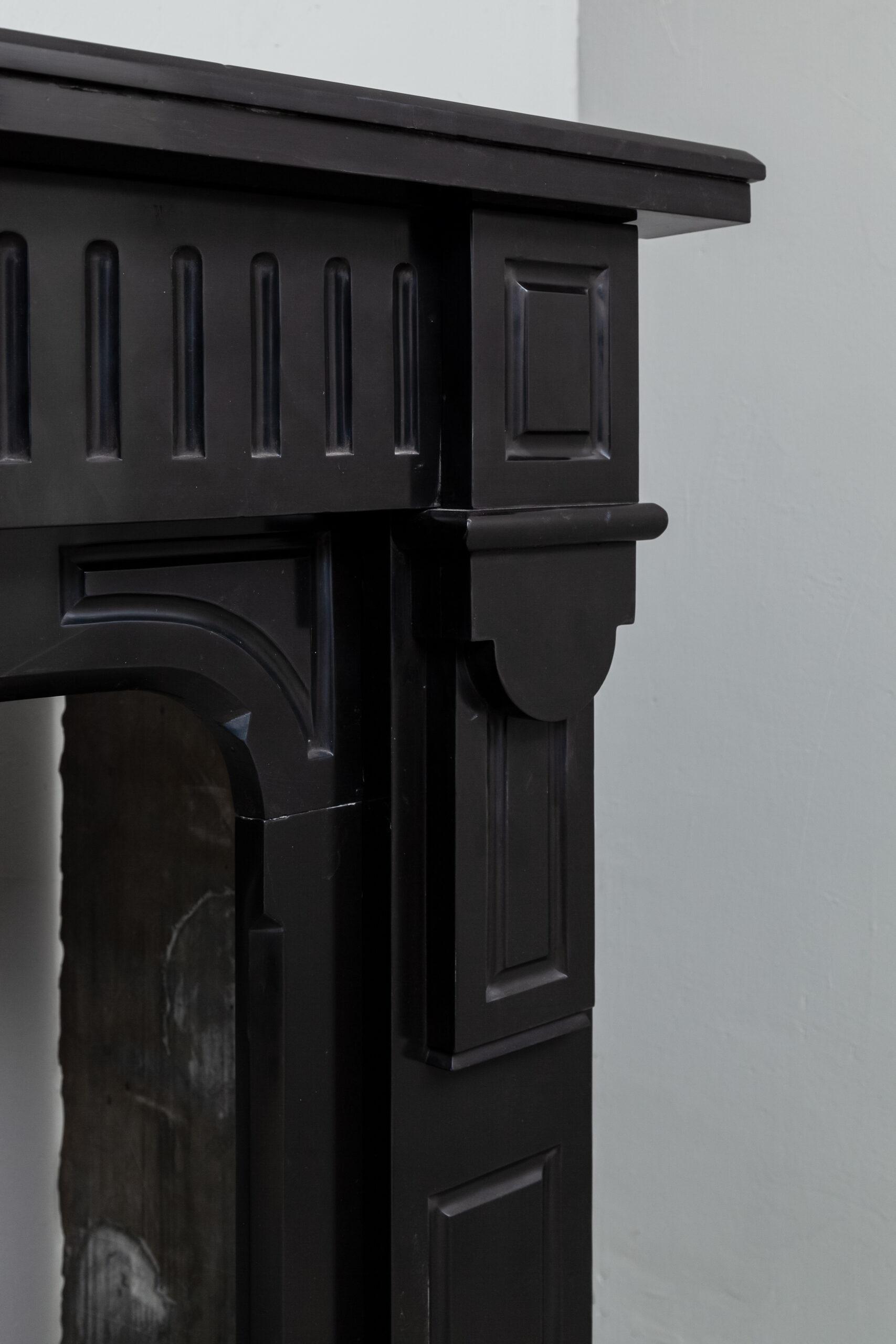 SET OF 2 IDENTICAL BLACK MARBLE ANTIQUE FIREPLACES - Afbeelding 3