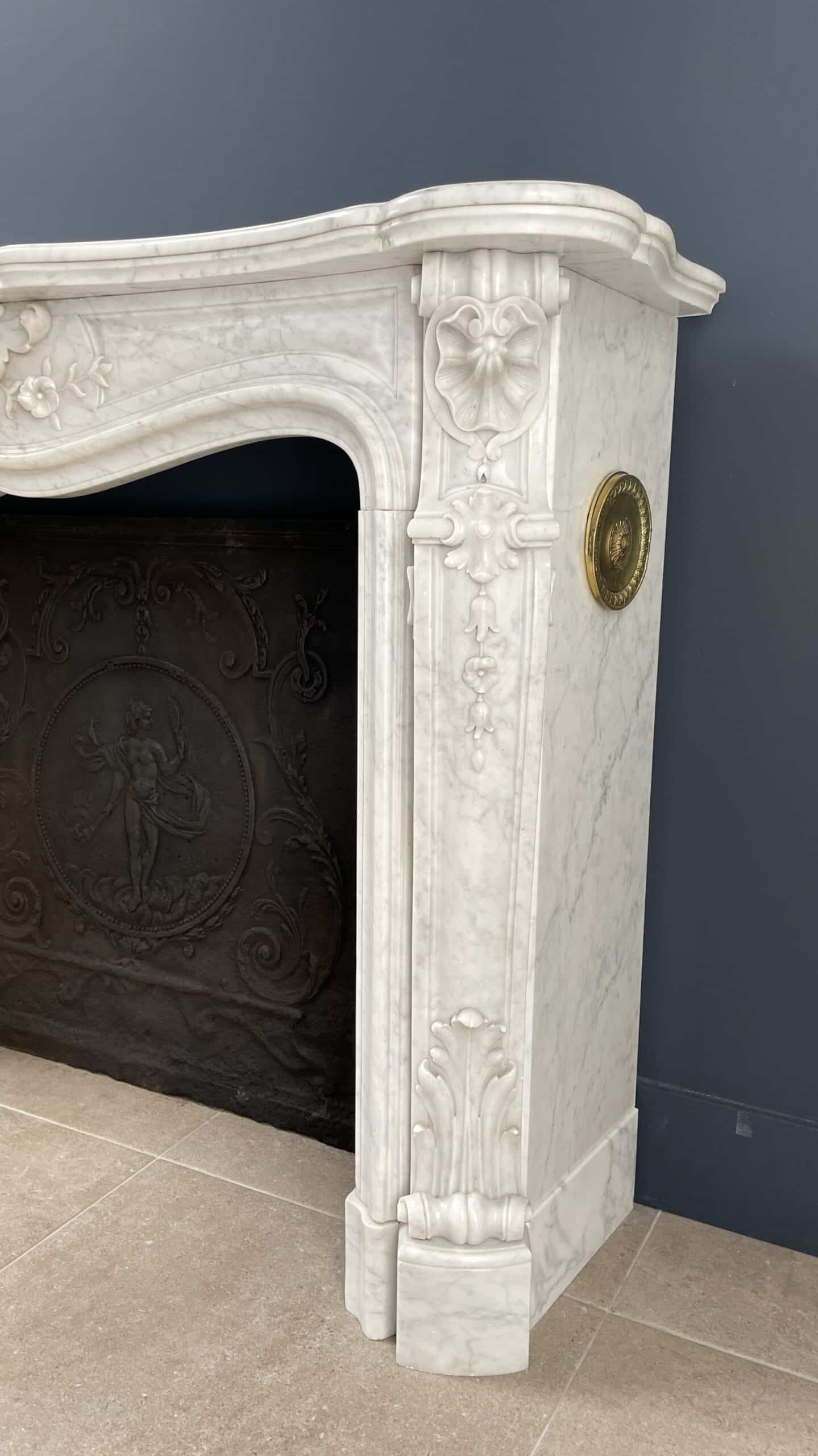 Franse Luxe Antieke Carrara Marmer Front Schouw - Afbeelding 6