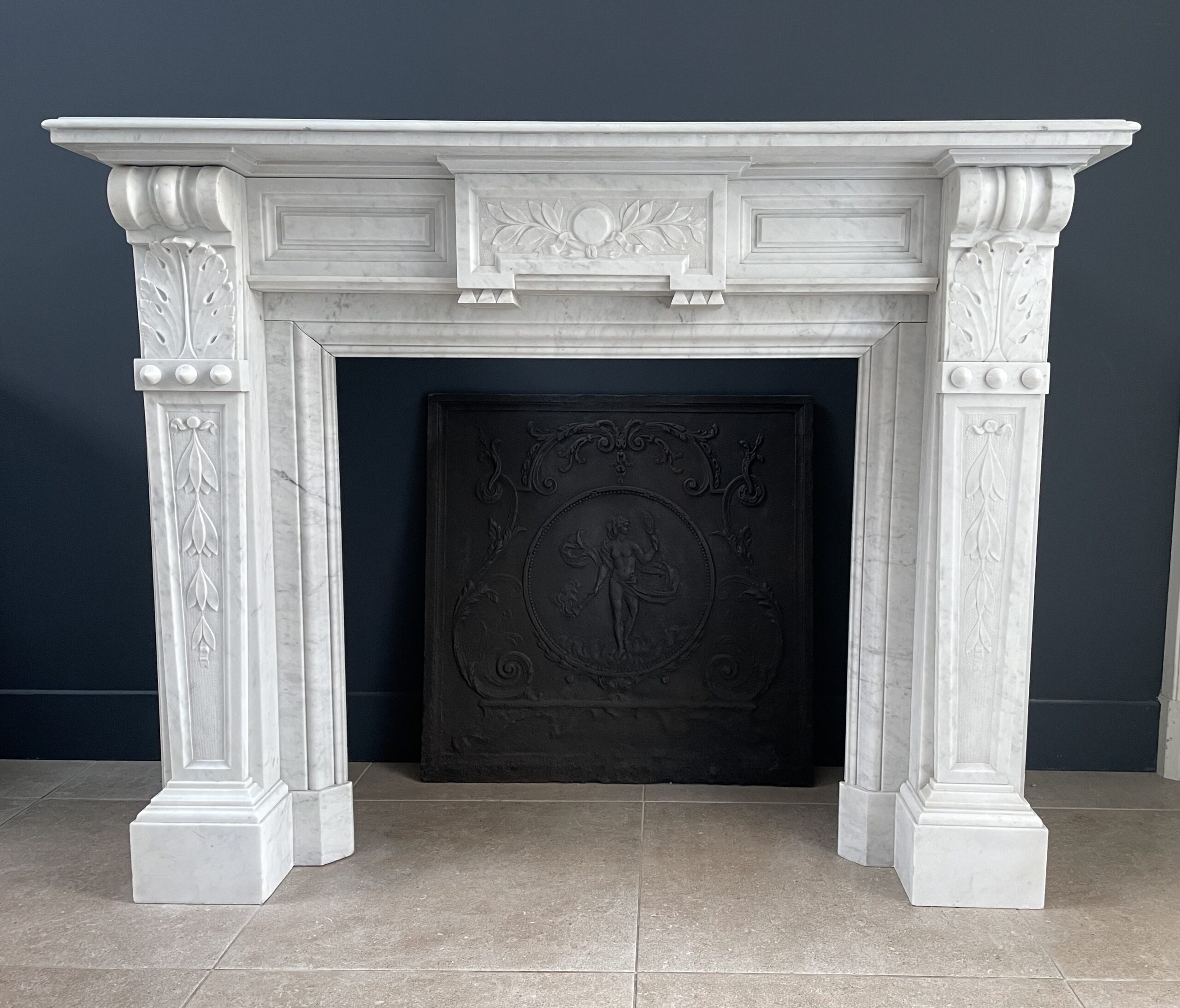 Witte schouw Carrara marmer