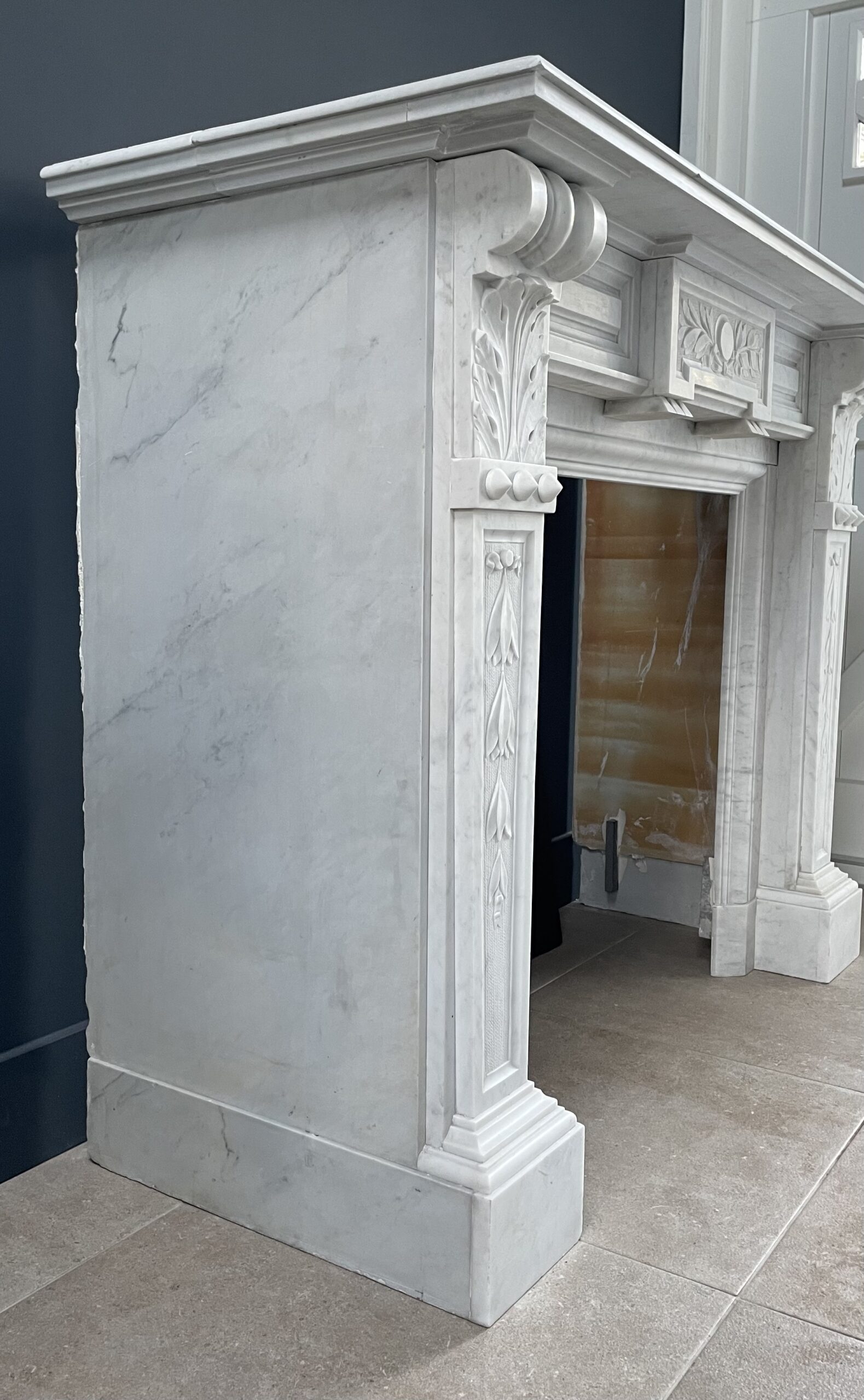 Witte schouw Carrara marmer