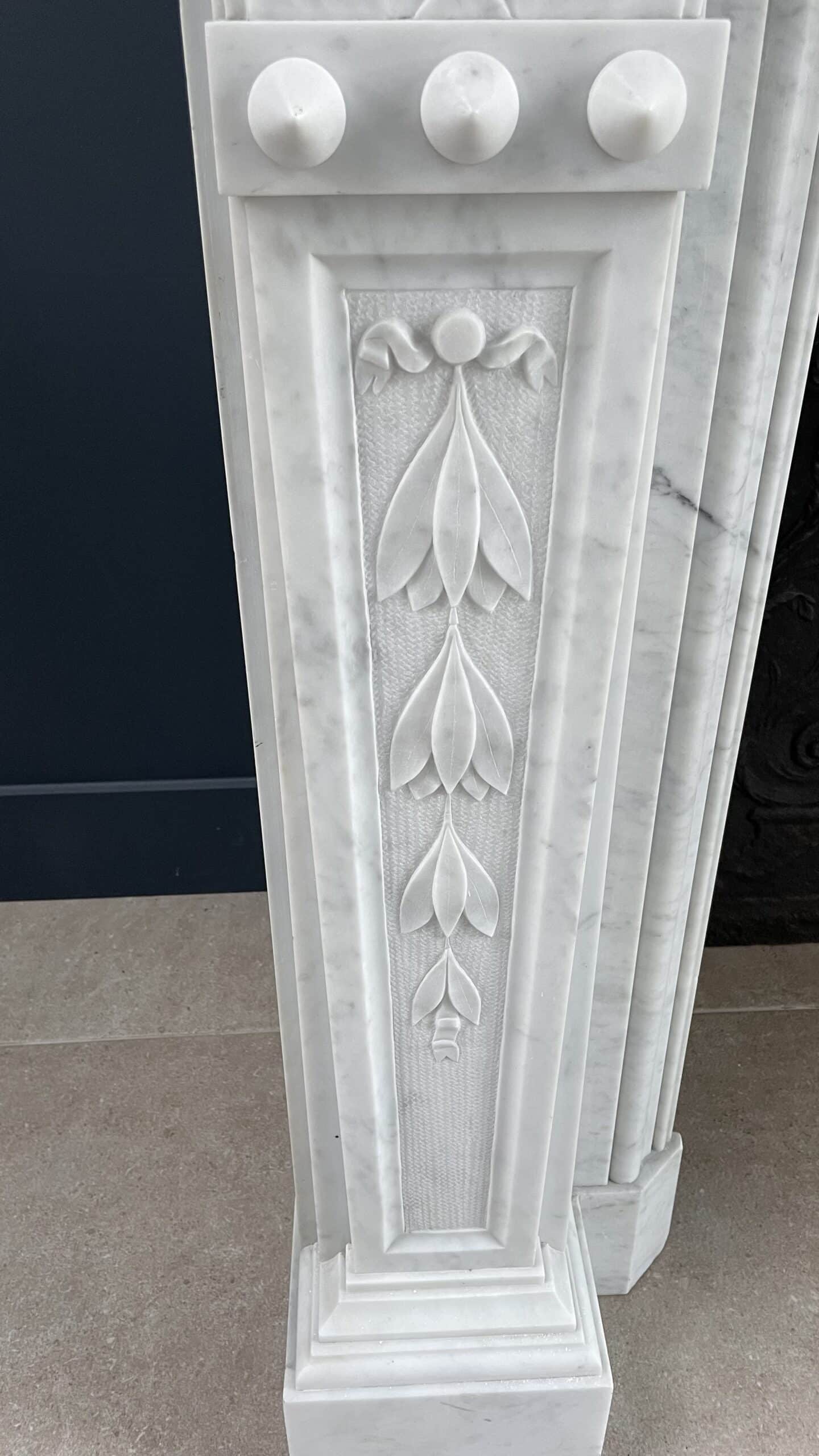 Witte schouw Carrara marmer