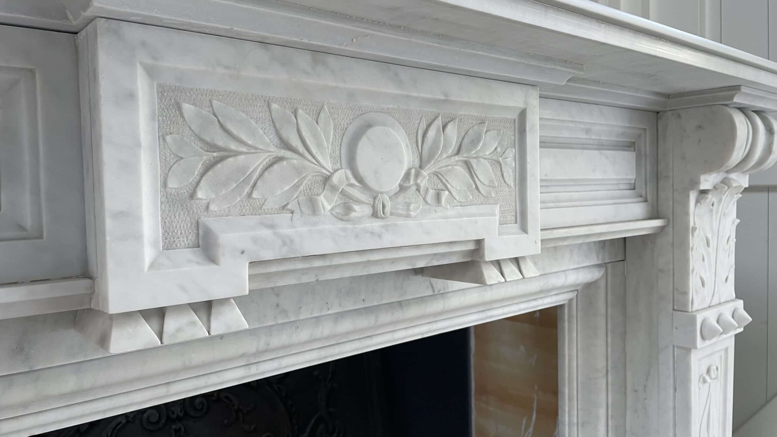 Witte schouw Carrara marmer