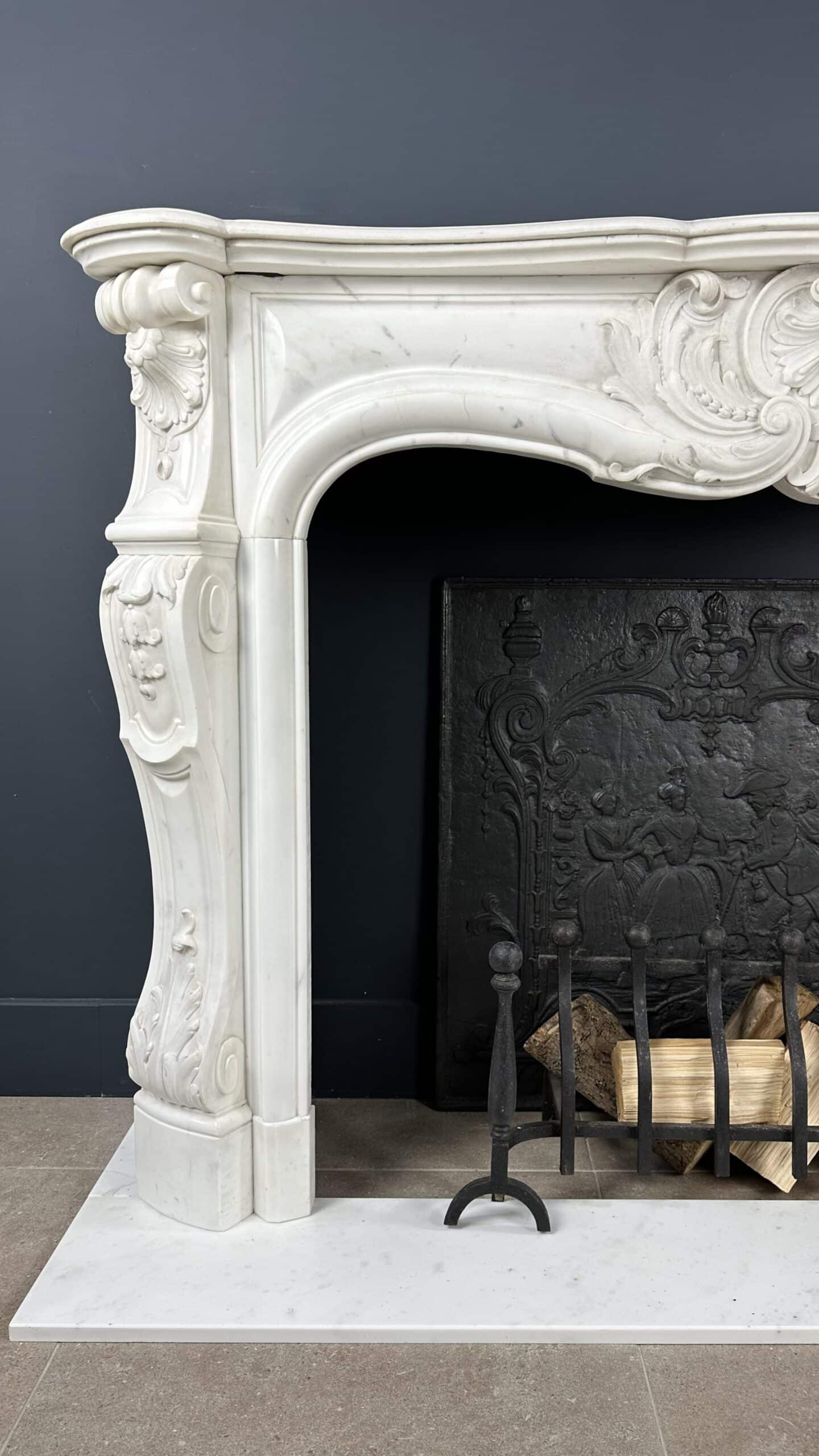 Antieke Franse Schelp Schouw Antqiue Marble Fireplace