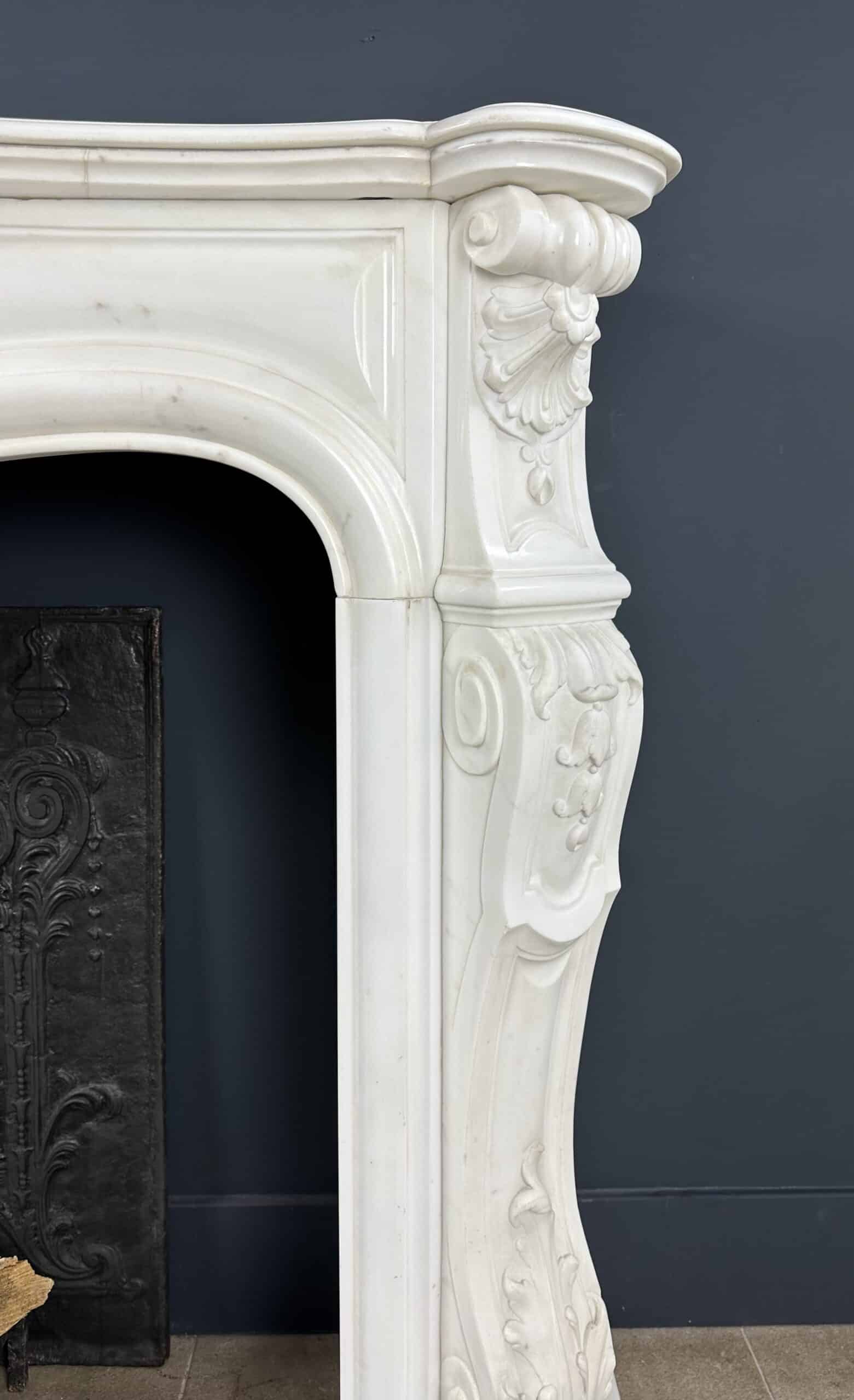 Antieke Franse Schelp Schouw Antqiue Marble Fireplace