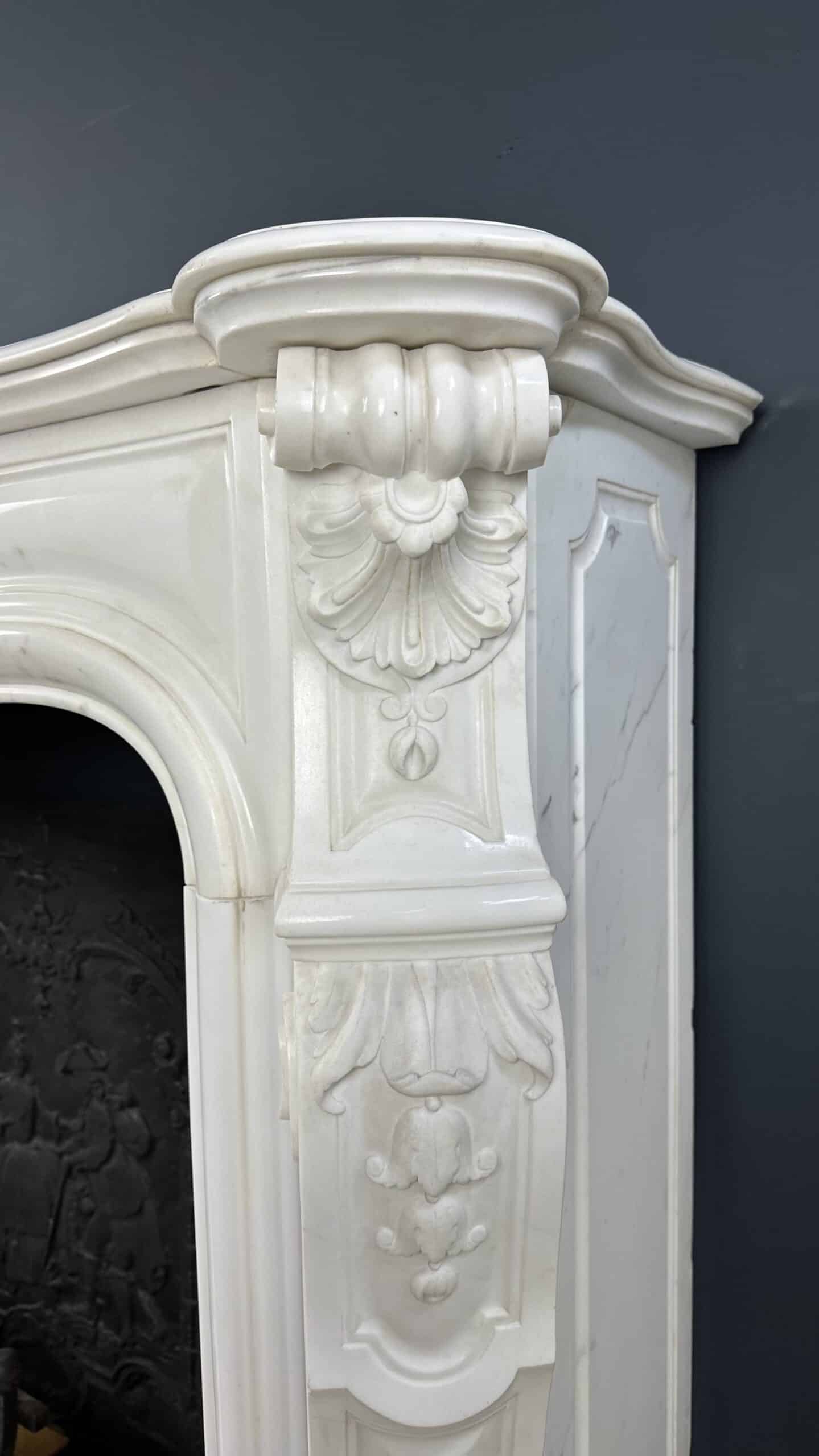 Antieke Franse Schelp Schouw Antqiue Marble Fireplace