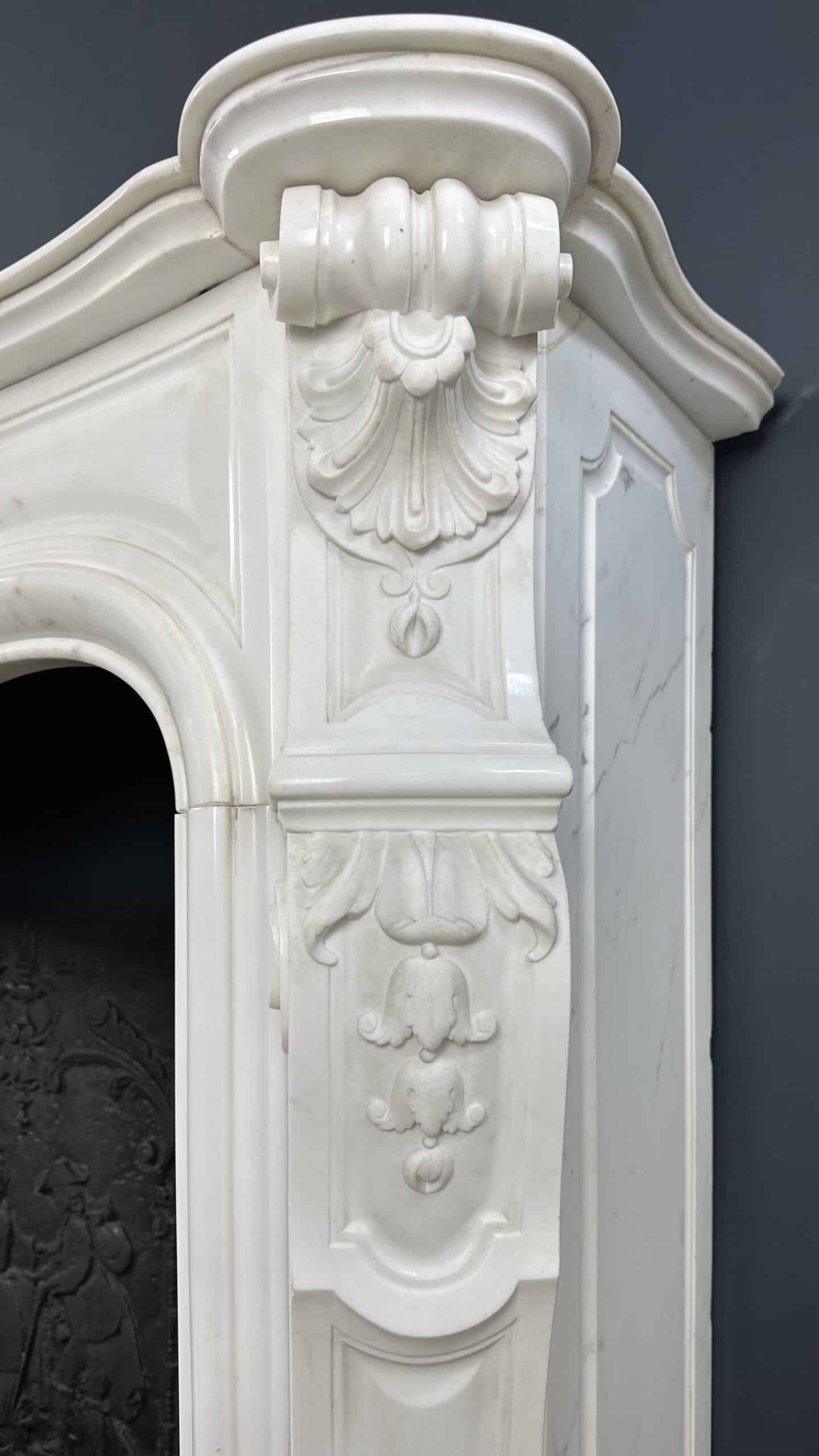 Antieke Franse Schelp Schouw Antqiue Marble Fireplace