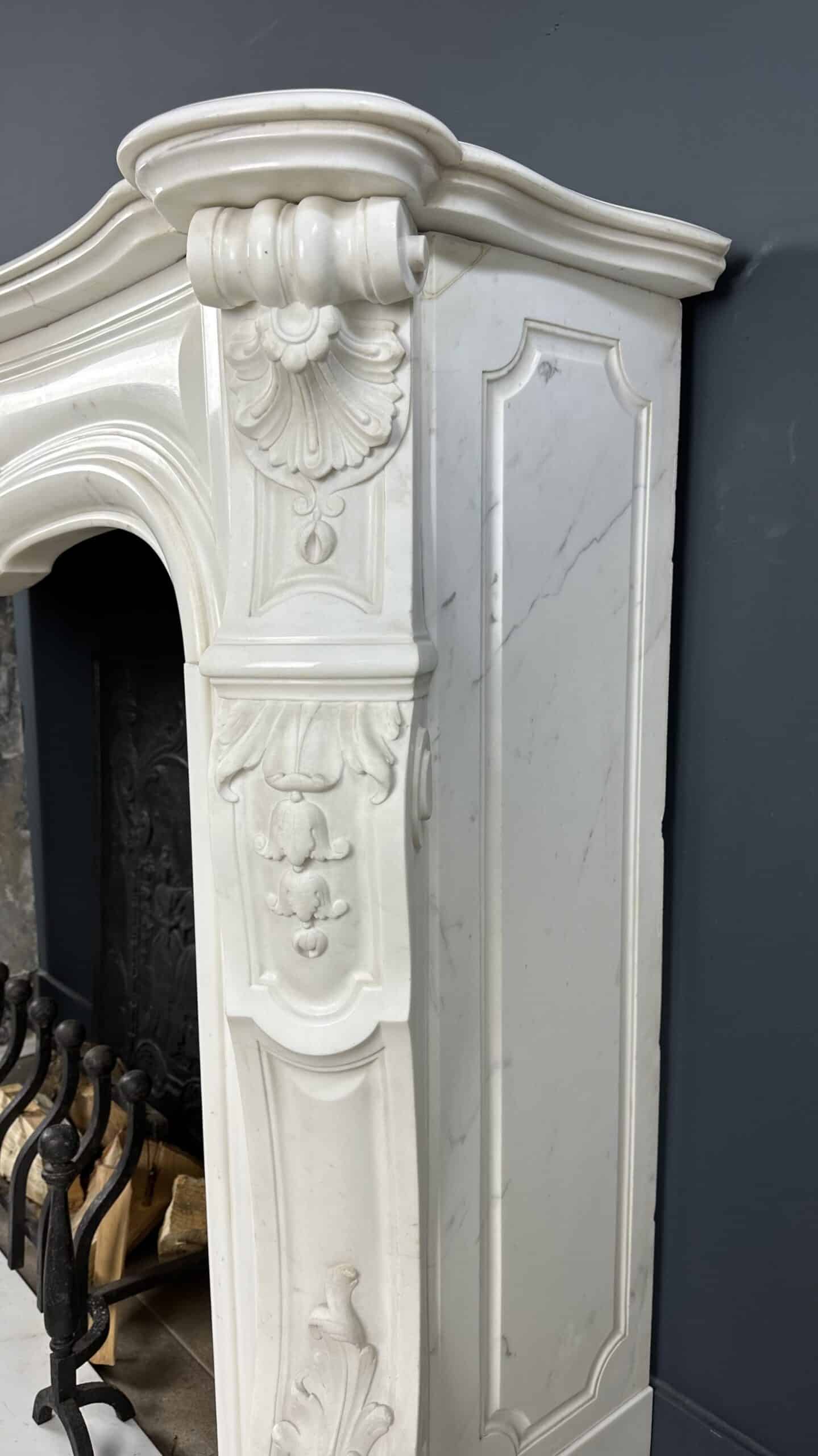 Antieke Franse Schelp Schouw Antqiue Marble Fireplace