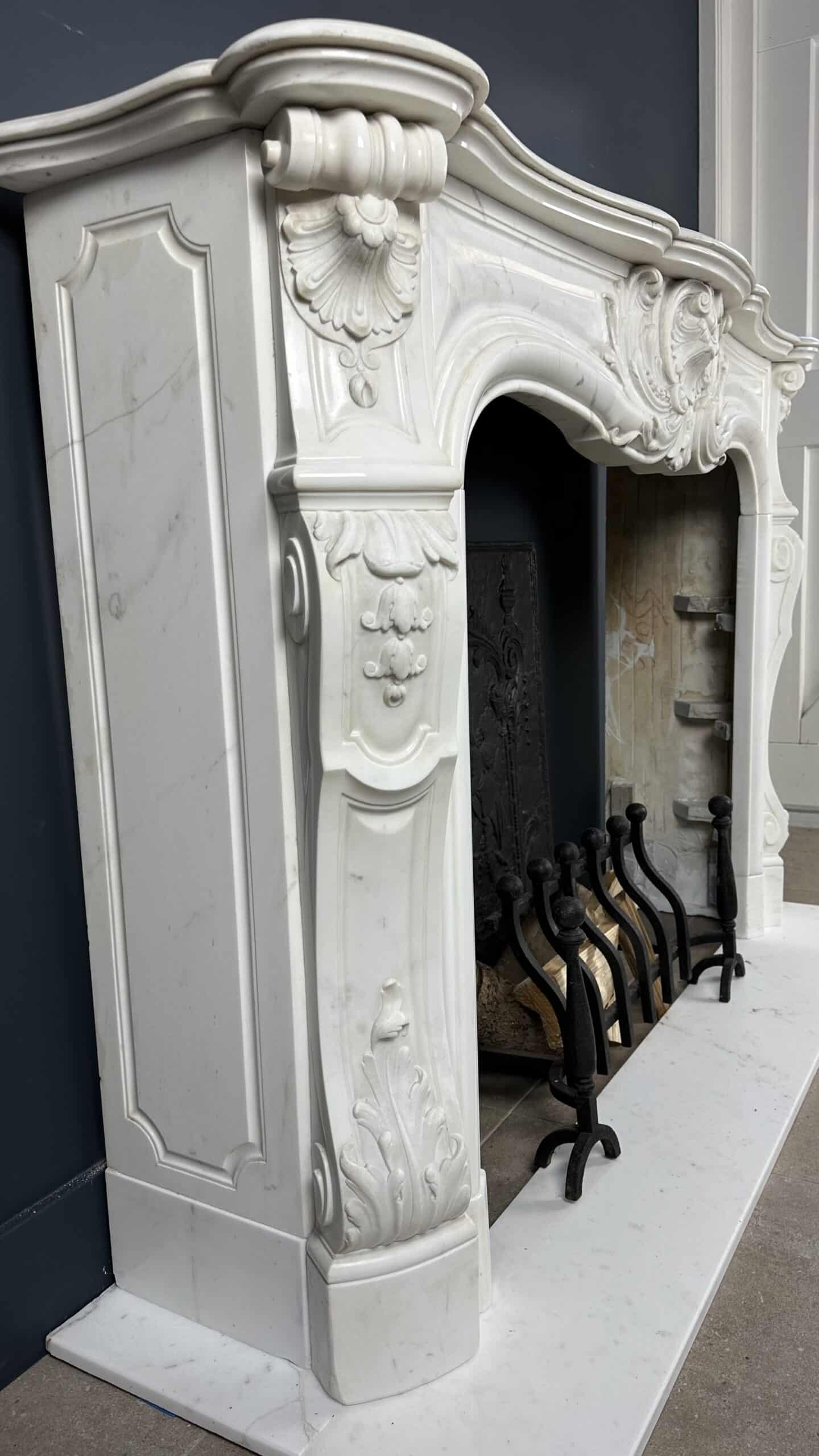 Antieke Franse Schelp Schouw Antqiue Marble Fireplace