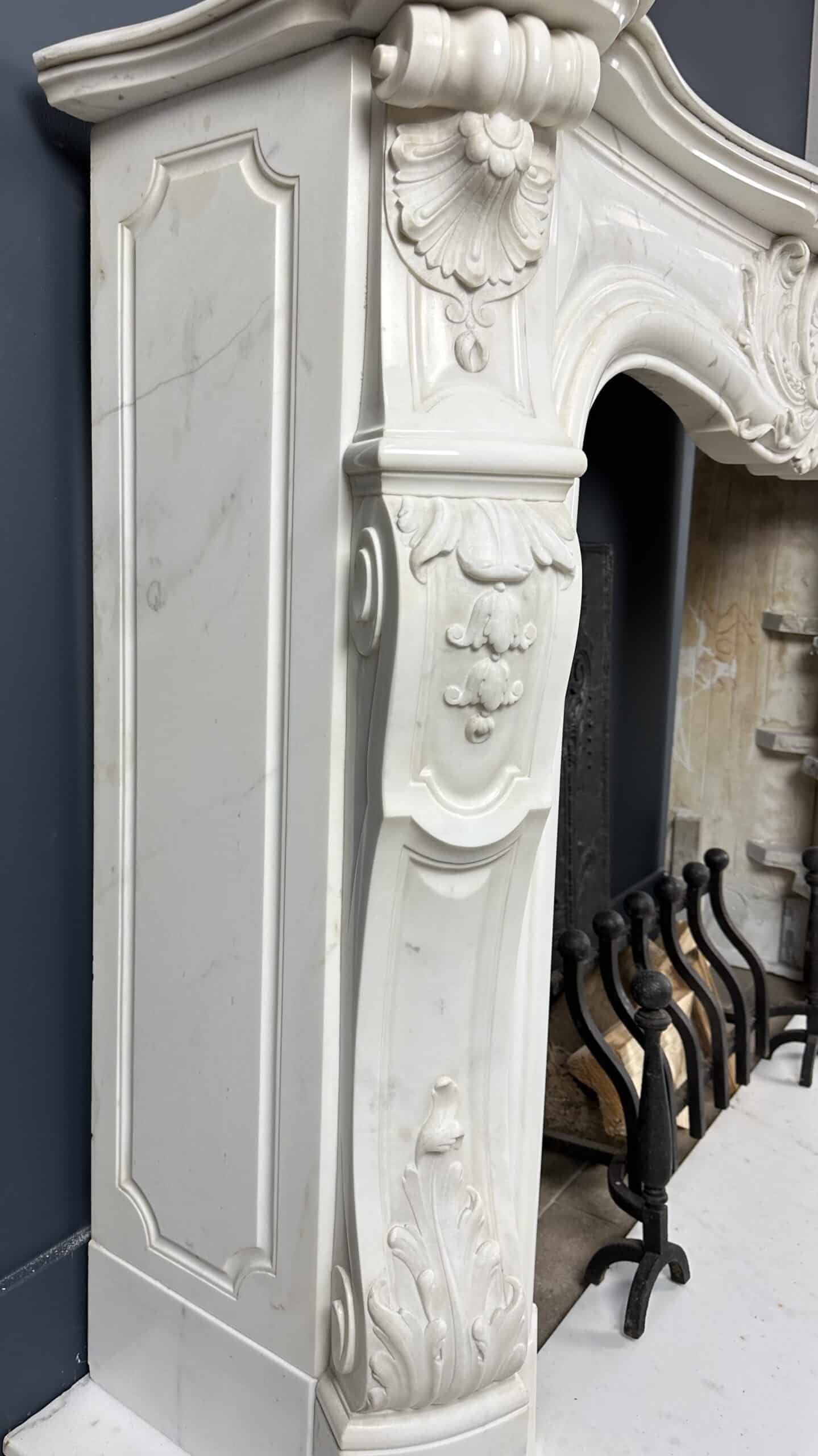 Antieke Franse Schelp Schouw Antqiue Marble Fireplace