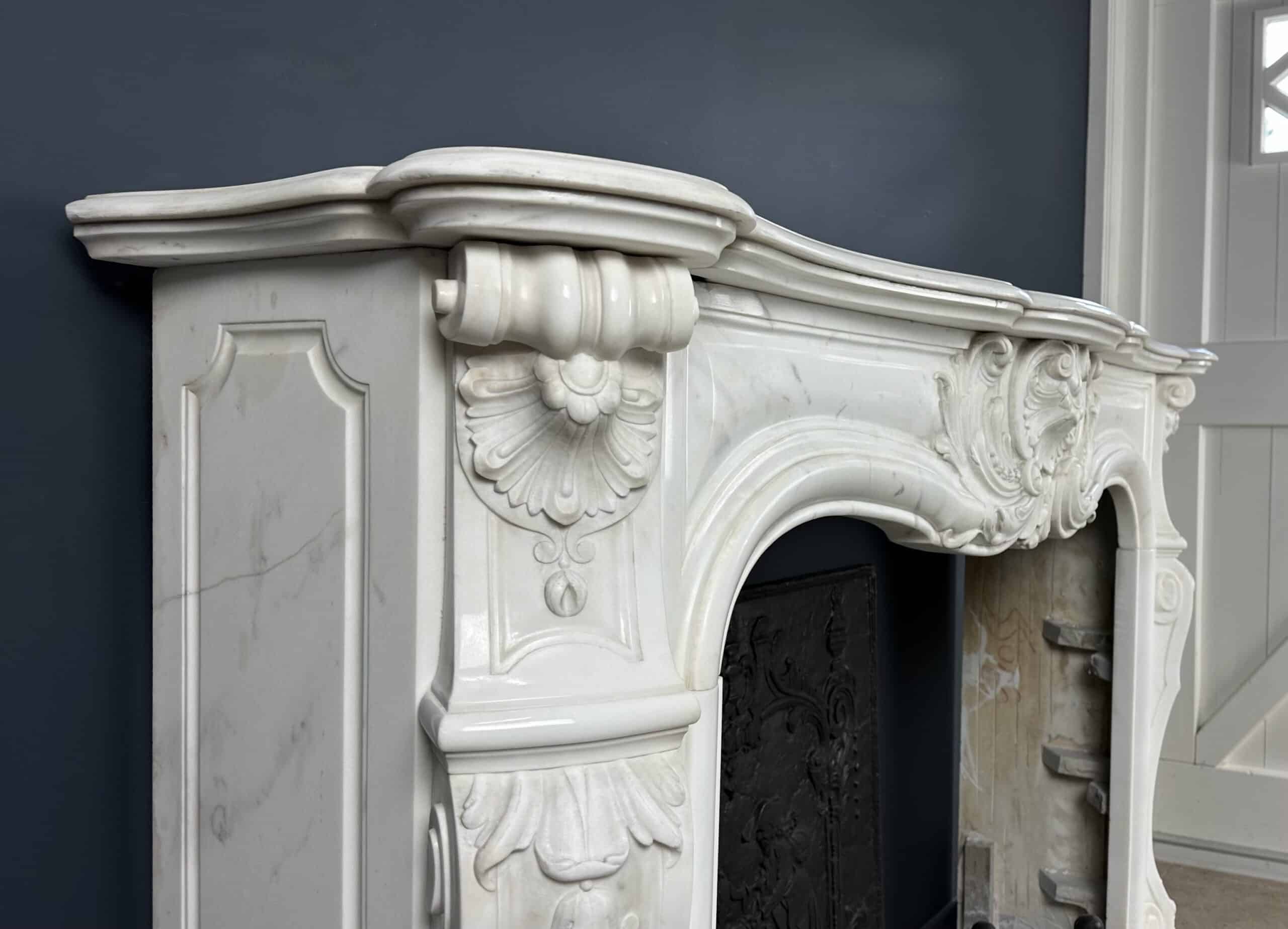 Antieke Franse Schelp Schouw Antqiue Marble Fireplace