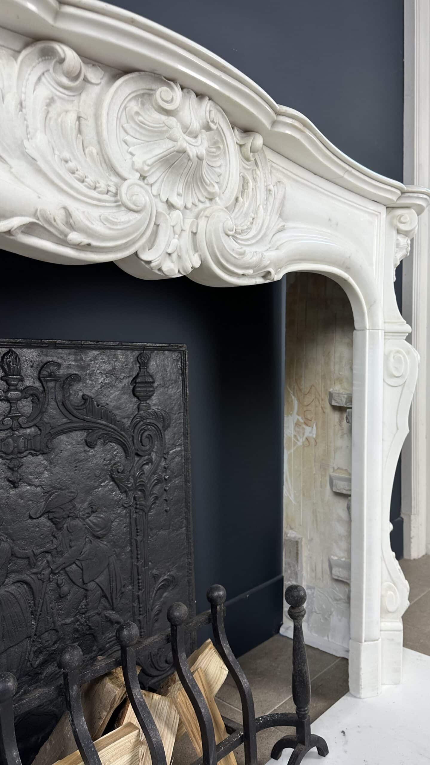 Antieke Franse Schelp Schouw Antqiue Marble Fireplace