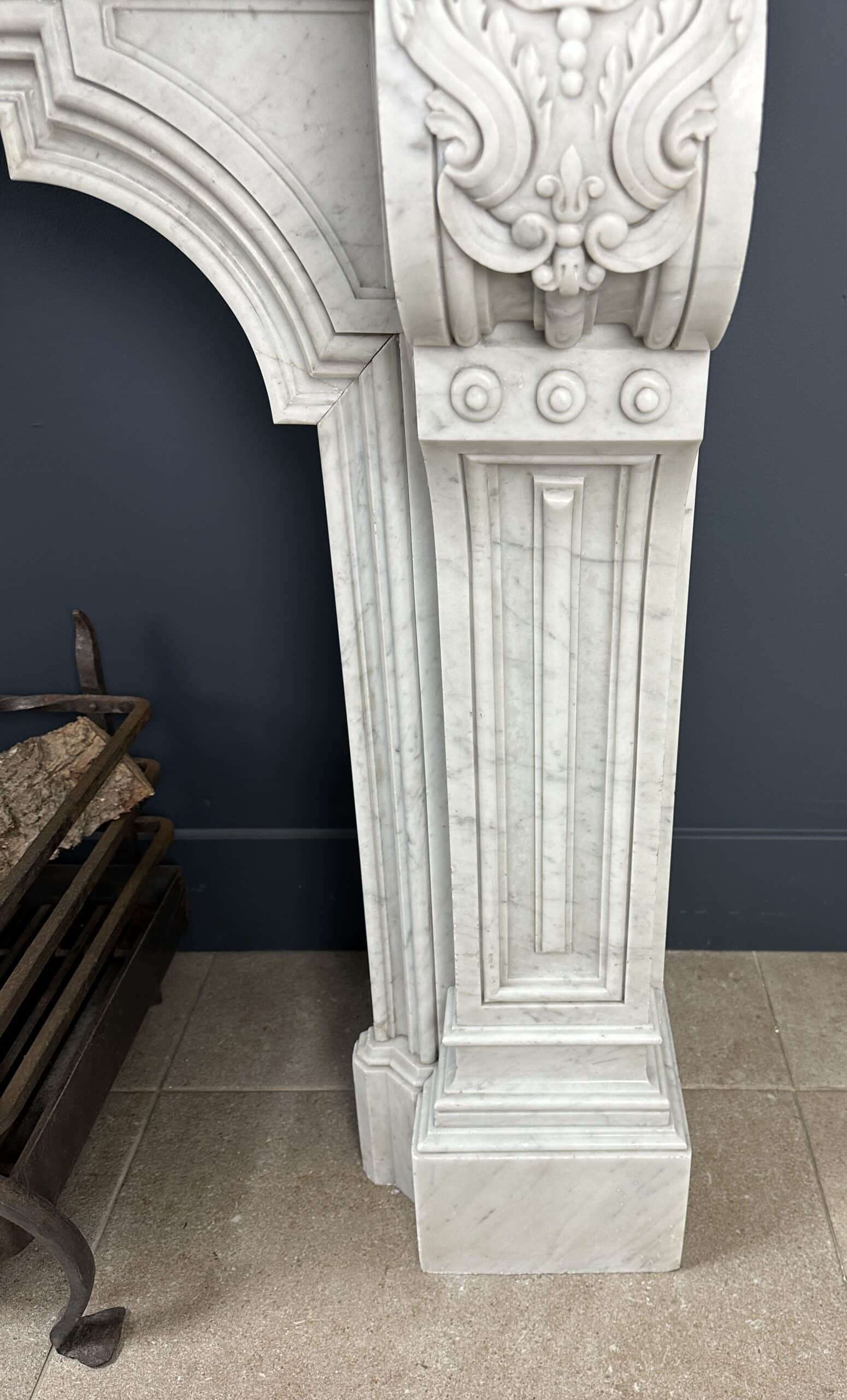Grote Antieke Schouw Louis XV