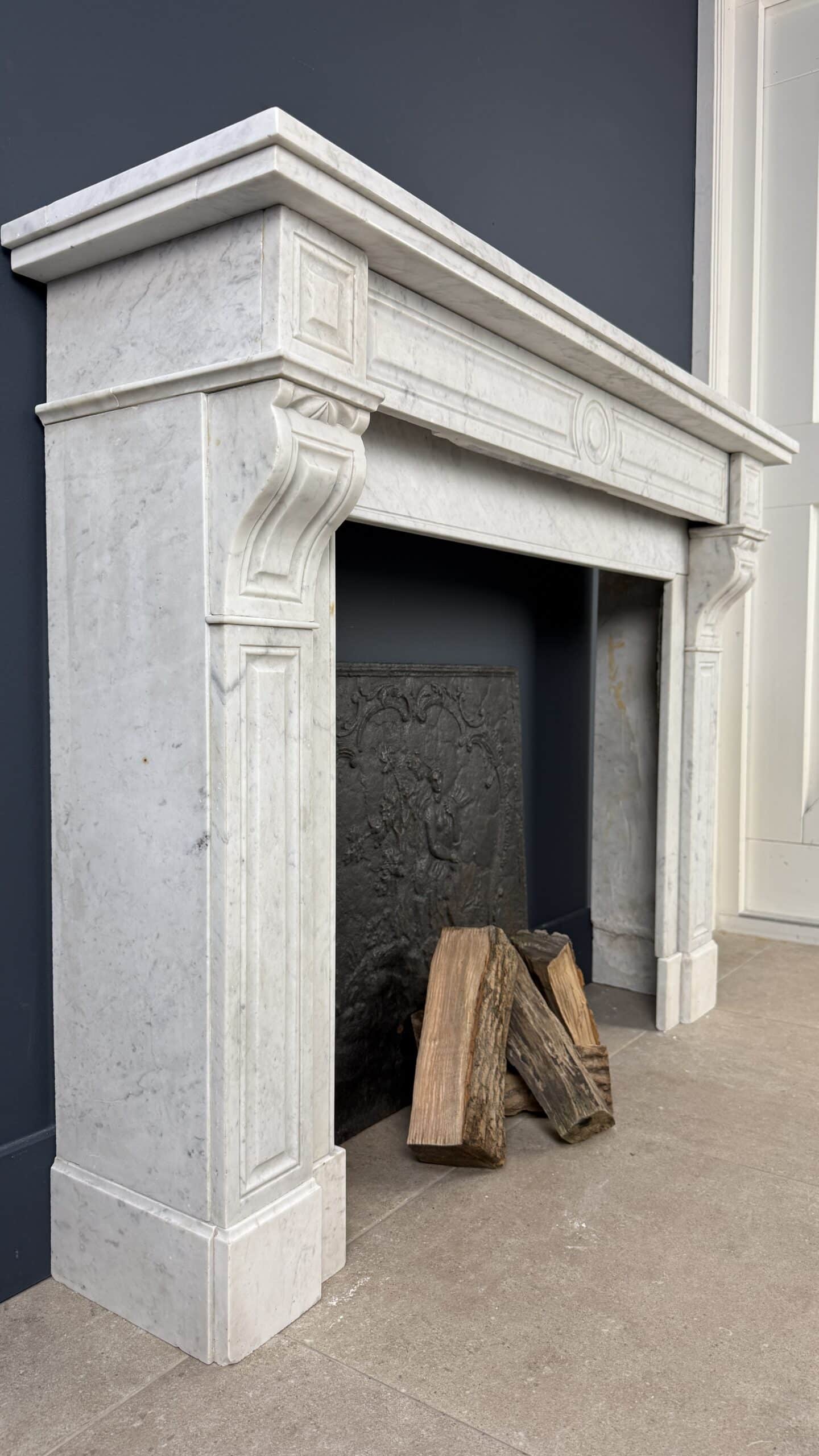 Antieke Schouw Wit Carrara Marmer