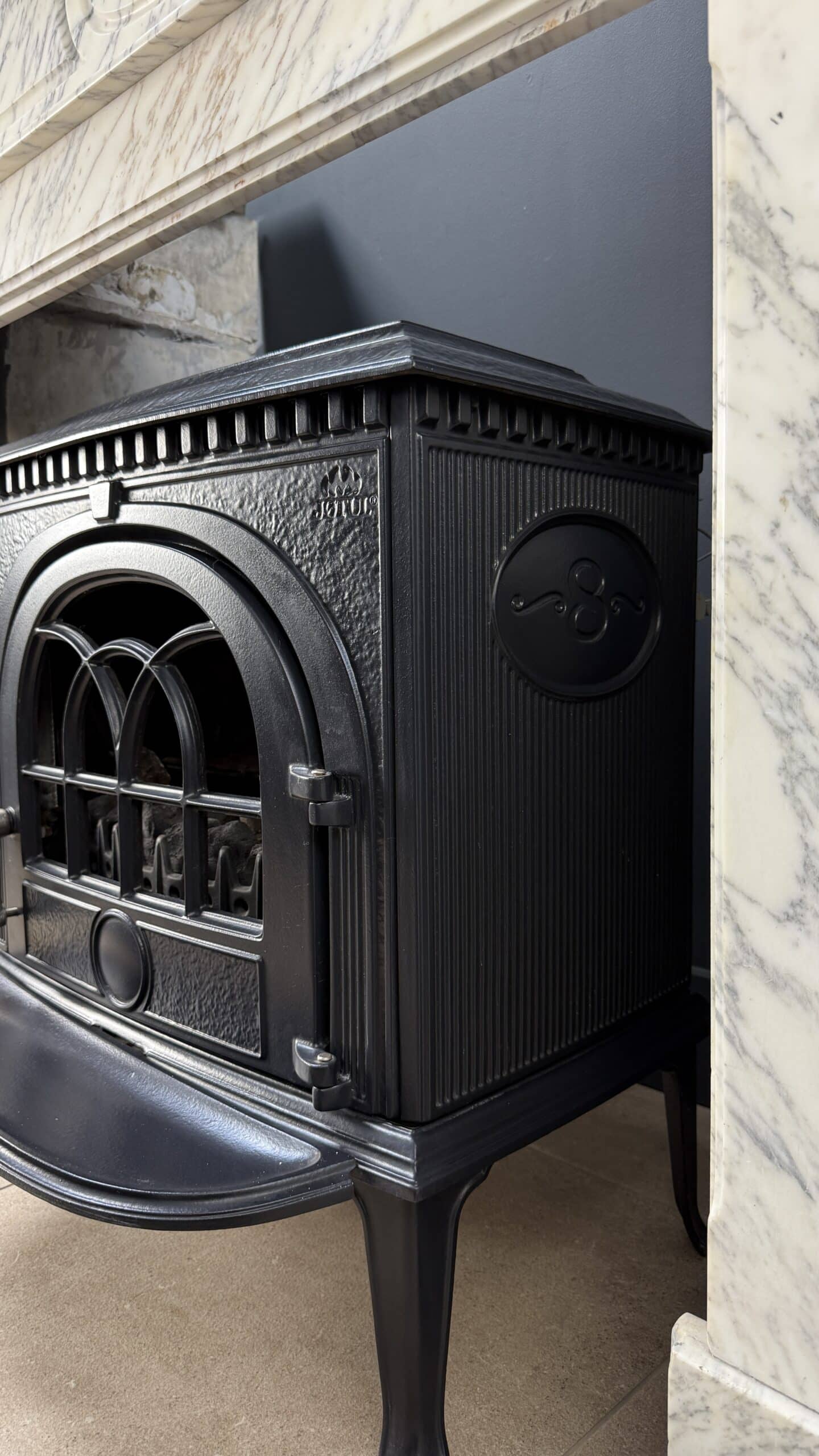 Antieke artdeco schouw mantel wit