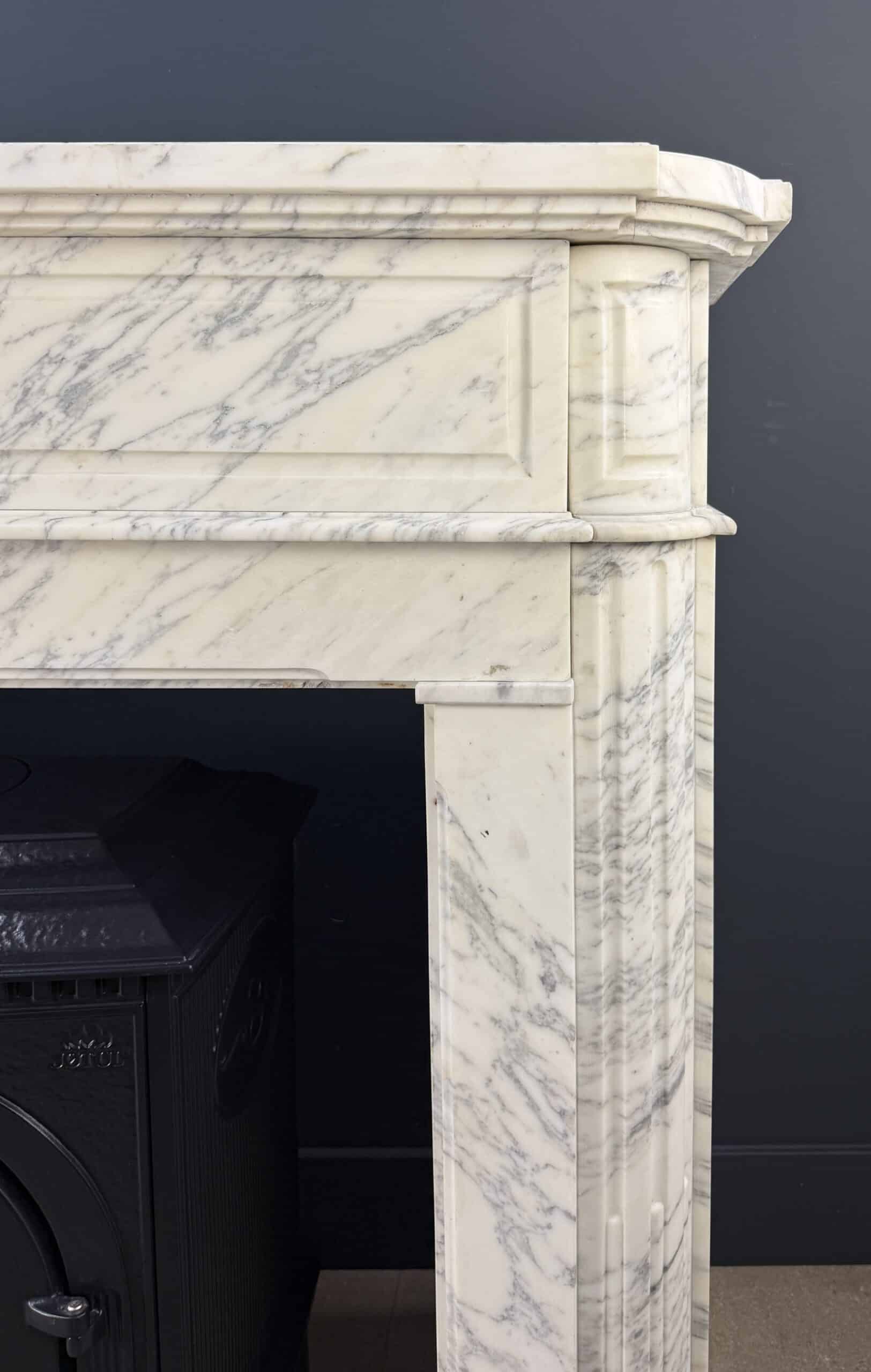 Antieke artdeco schouw mantel wit