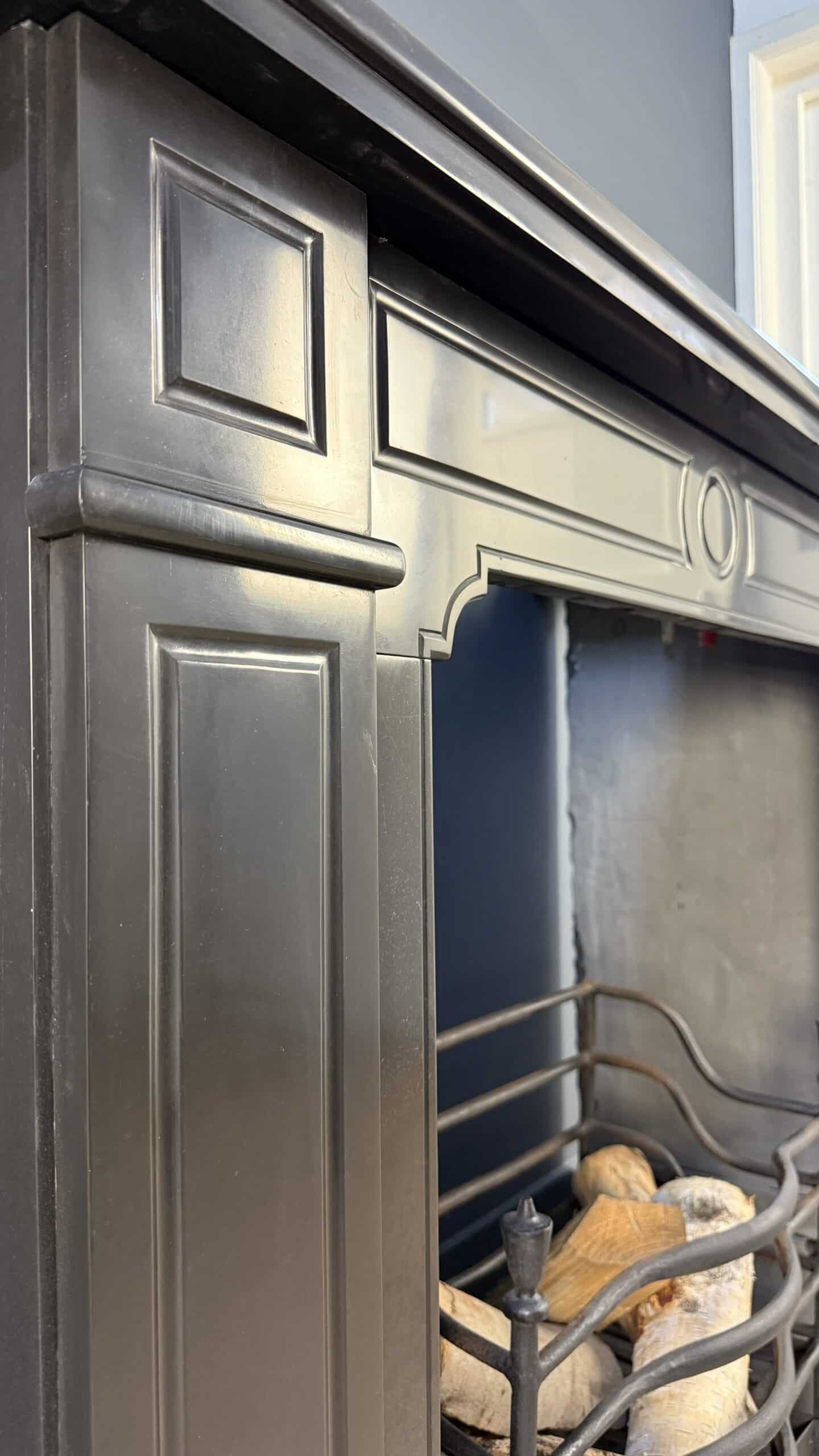Set van twee Zwart Elegante Antieke Omloop Schouwen