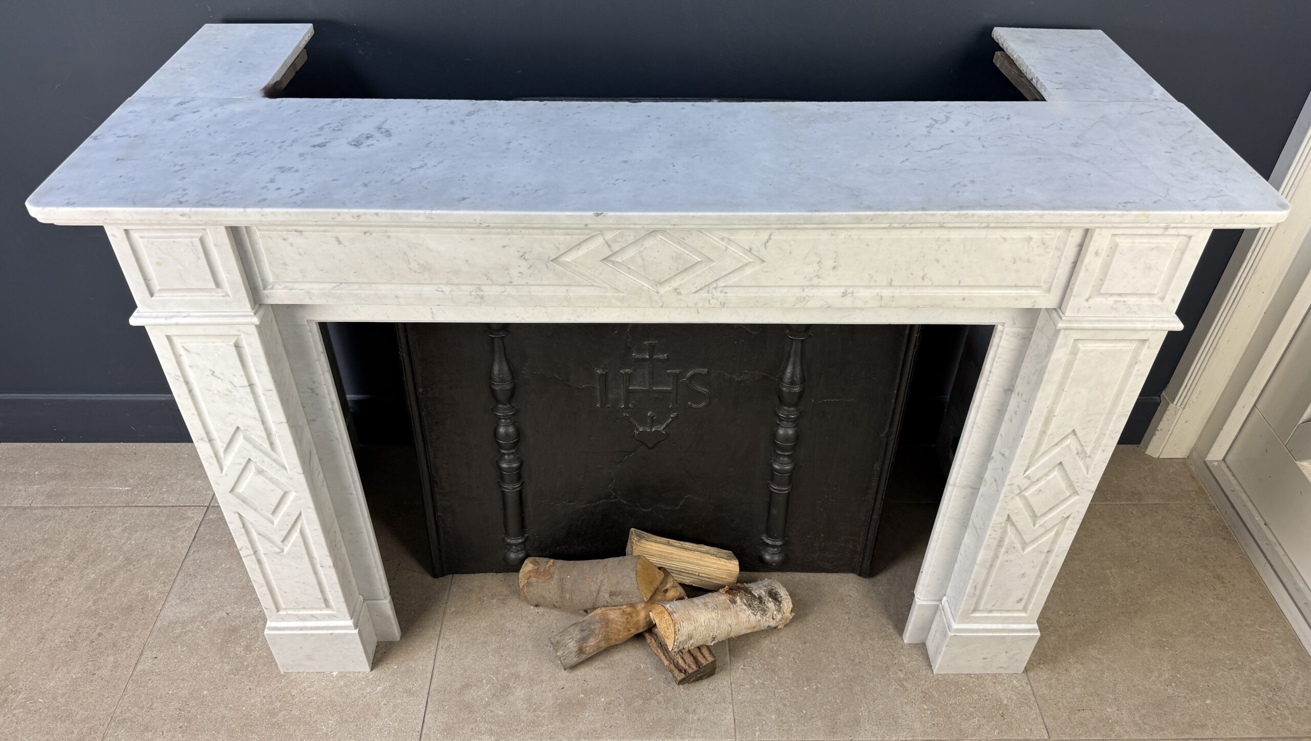 Art deco antieke schouw mantel wit marmer