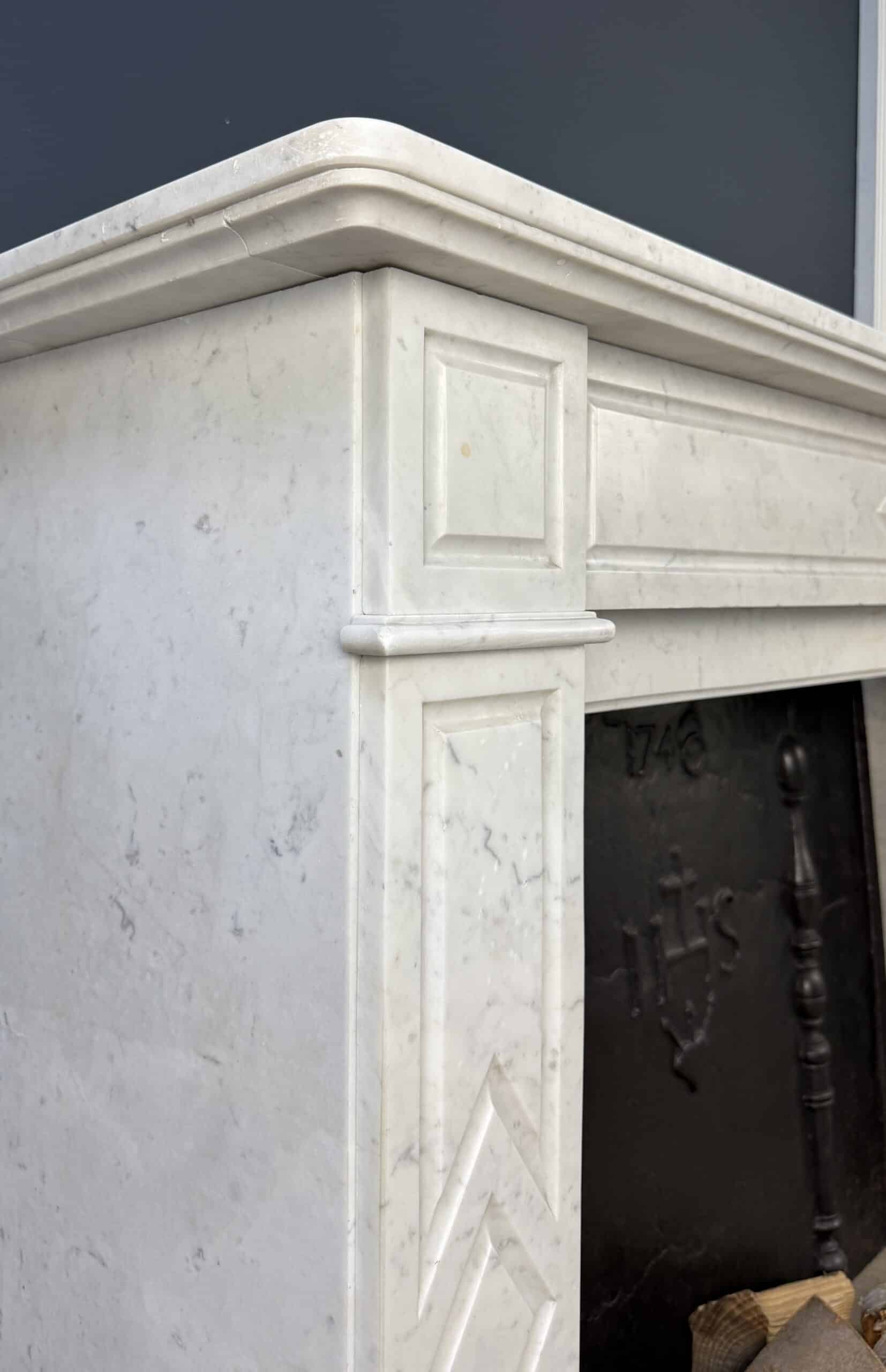 Art deco antieke schouw mantel wit marmer