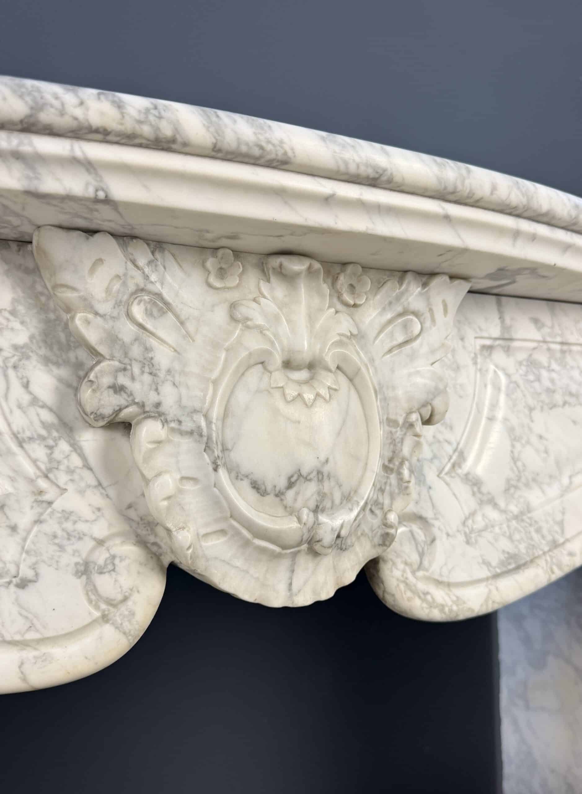 Elegante Antieke Hoge Omloopschouw Carrara Marmer
