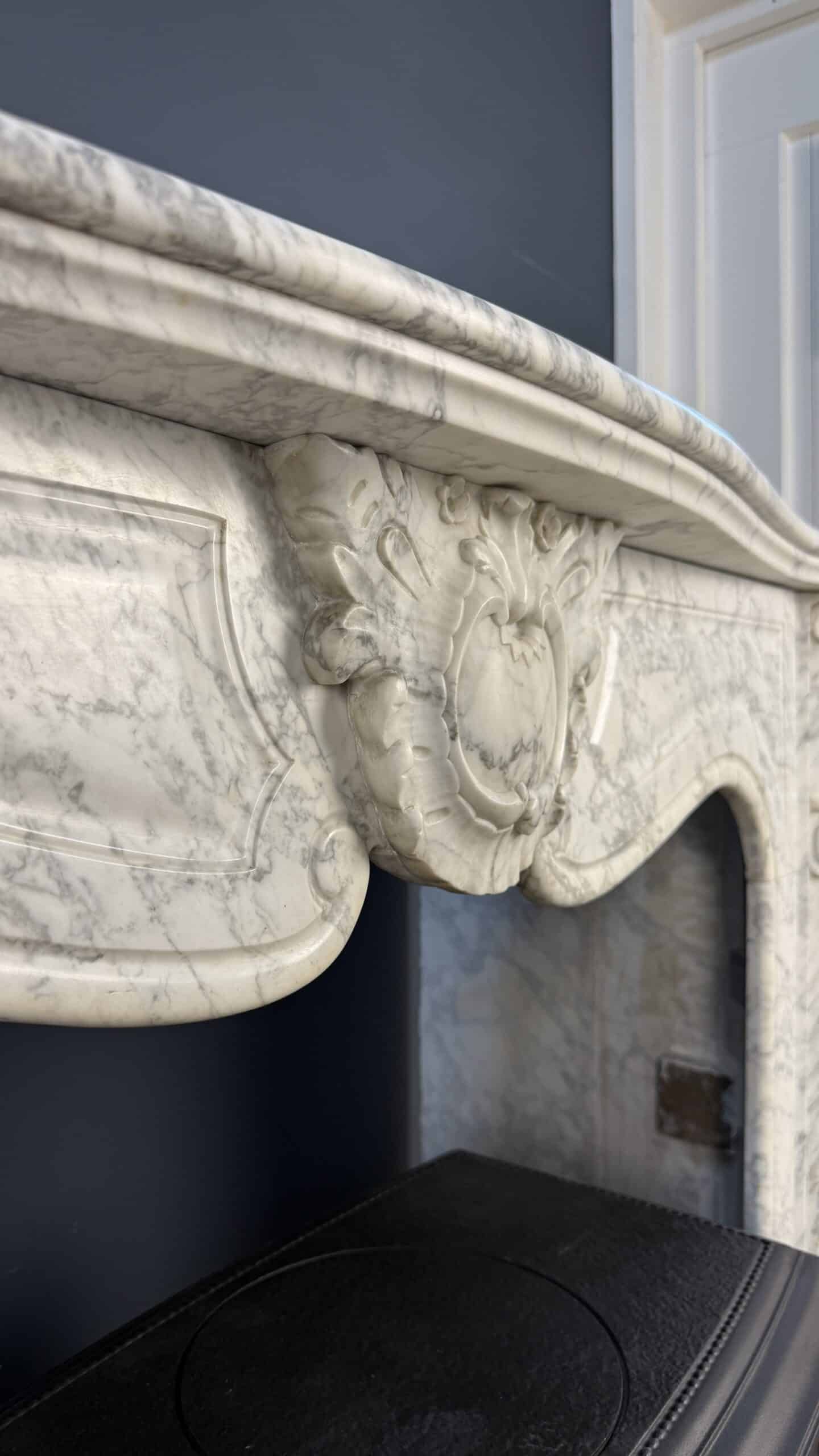 Elegante Antieke Hoge Omloopschouw Carrara Marmer